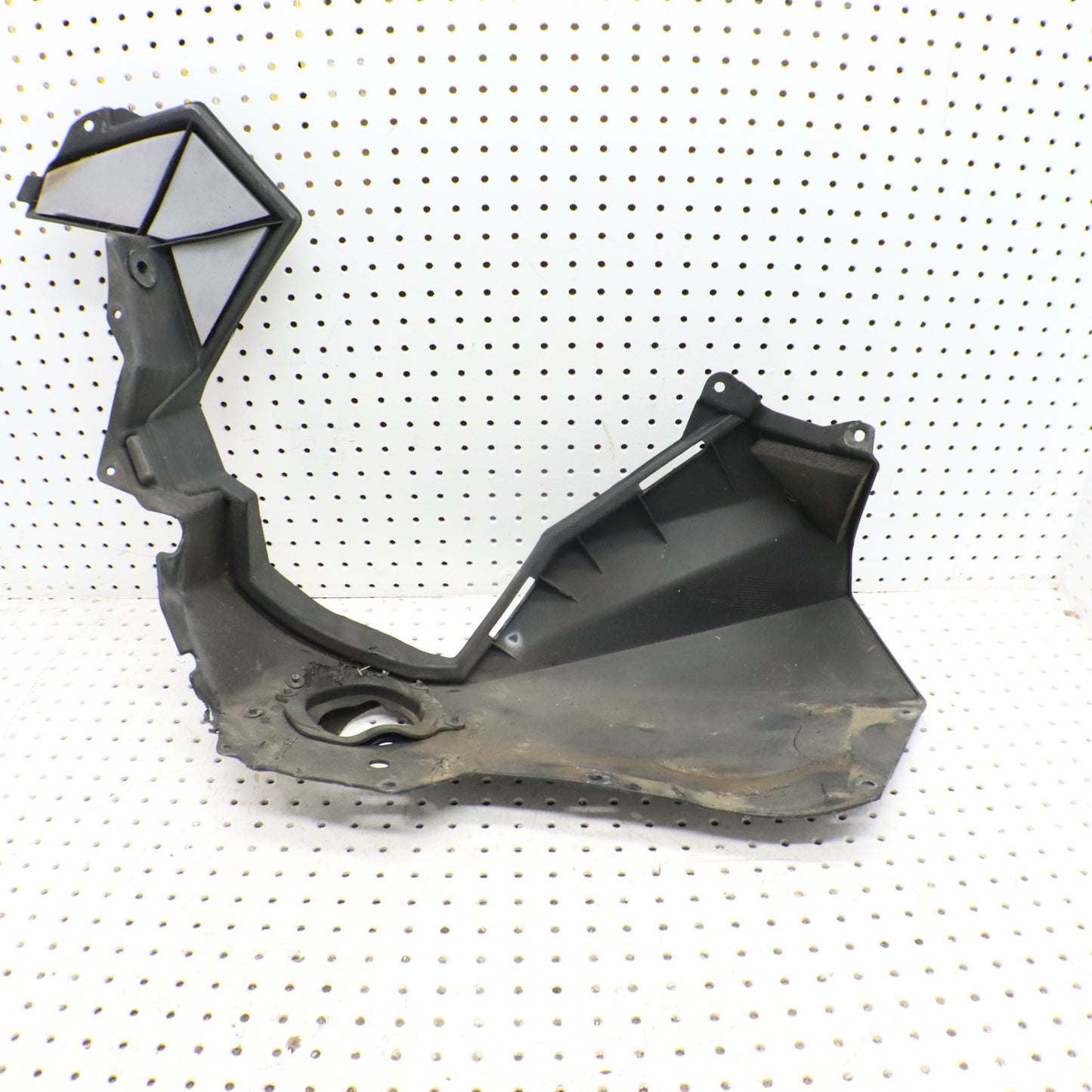 2016 Polaris Rush 800 Fender Bellypan Right 2635838