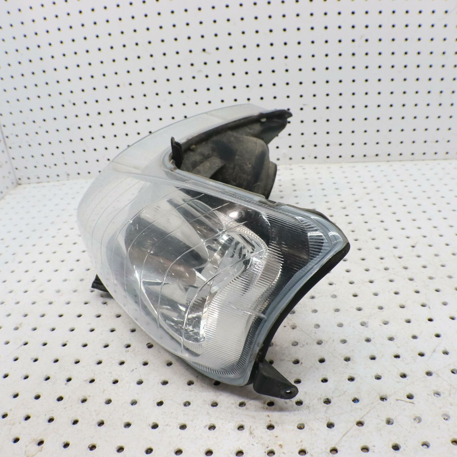 2006 POLARIS RMK 700 FRONT HEAD LIGHT LAMP HEADLIGHT 2410397