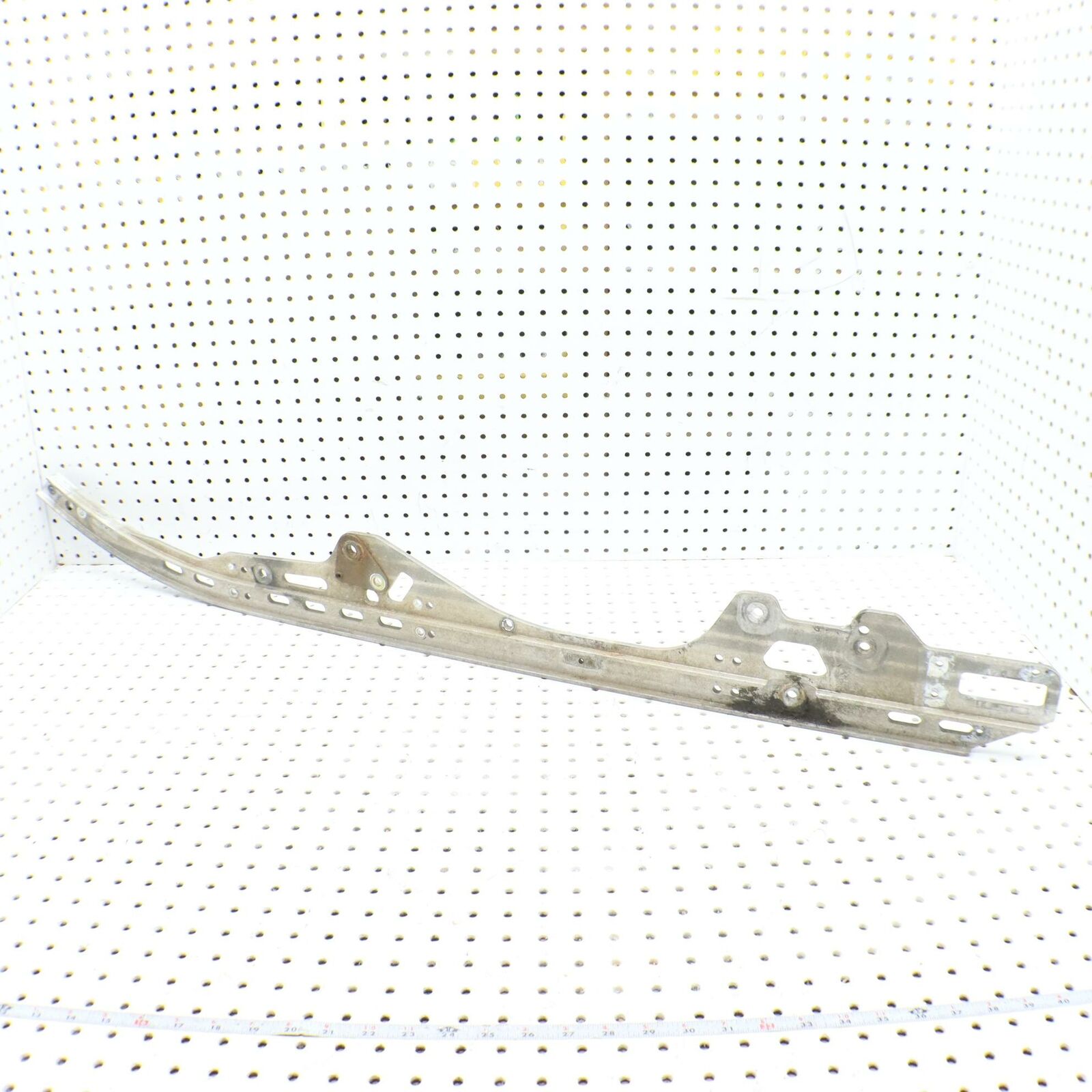 2007 POLARIS IQ 600 RIGHT SLIDING SKID FRAME SUSPENSION RAIL 1542131