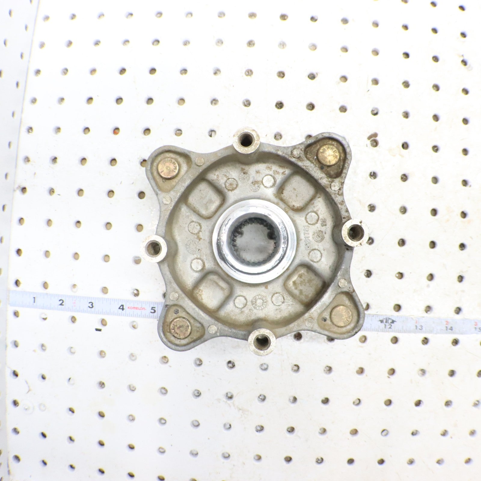 2015 Polaris Sportsman 570 Wheel Hub 5135113 5143629 REAR