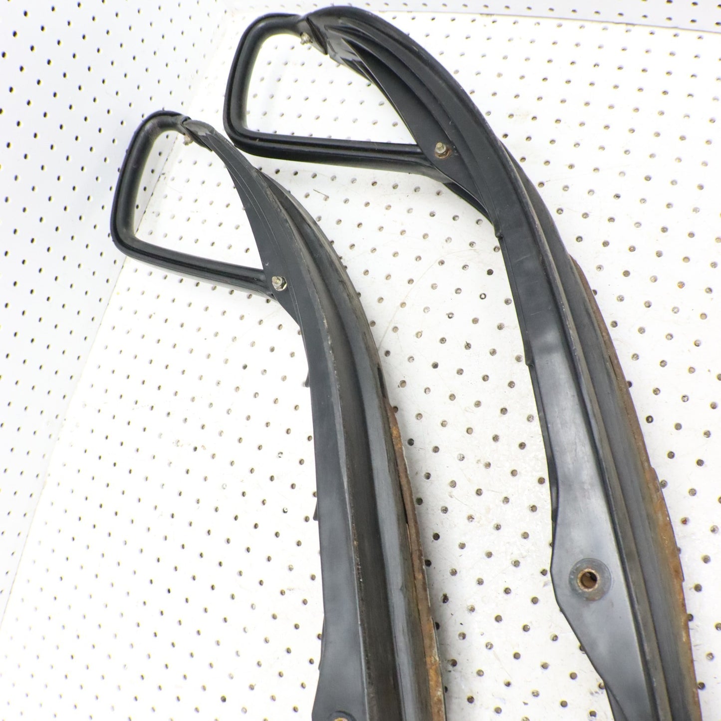 2009 Arctic Cat Crossfire R 8 Skis 2603-599 ; 2603-598 