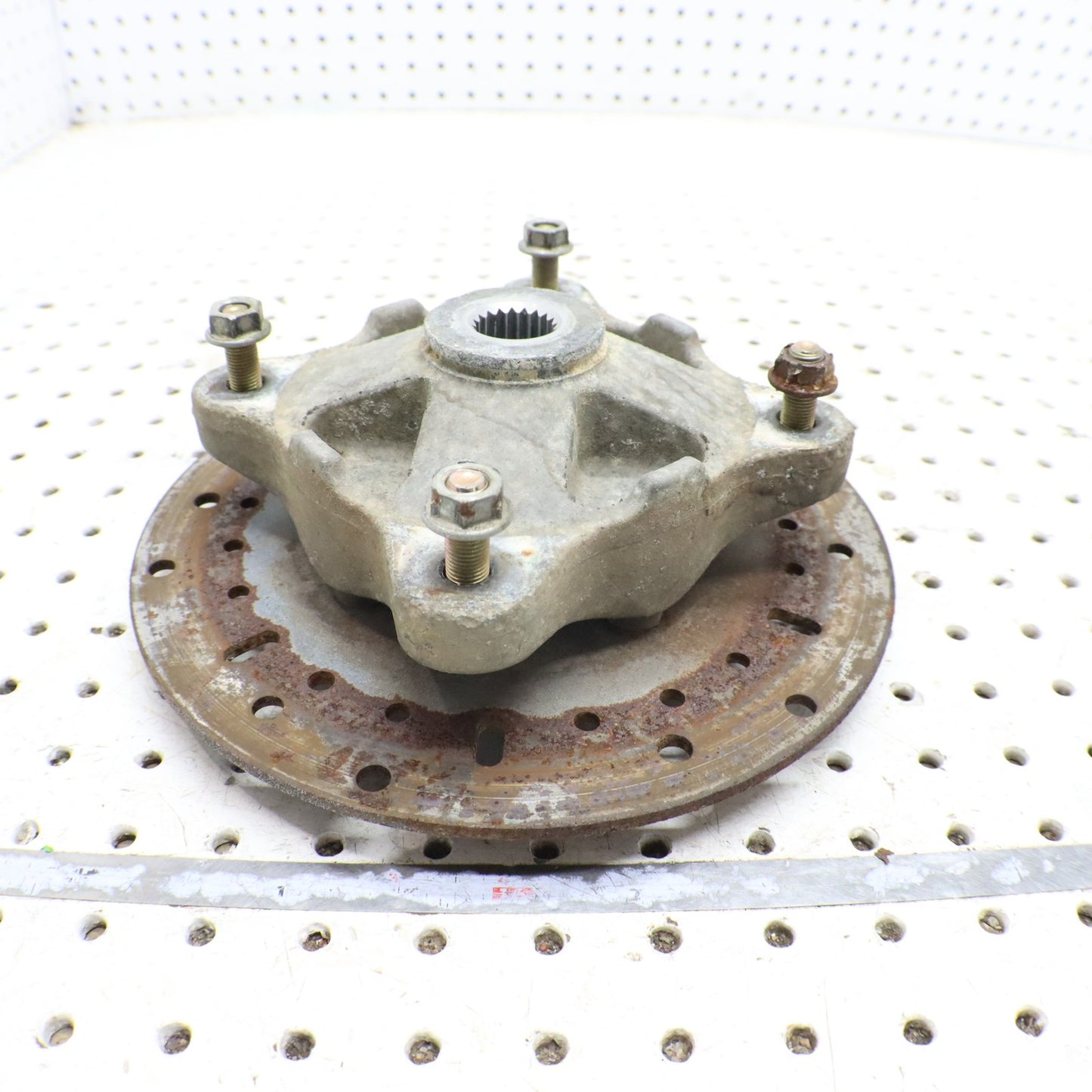 2003 Polaris Sportsman 600 FRONT Wheel Hub 5133360