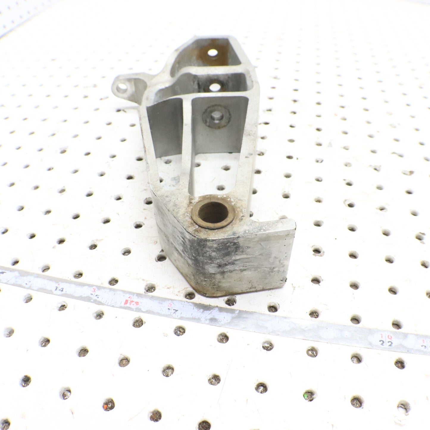 2017 Polaris Pro Rmk 800 Spindle Left 1824040