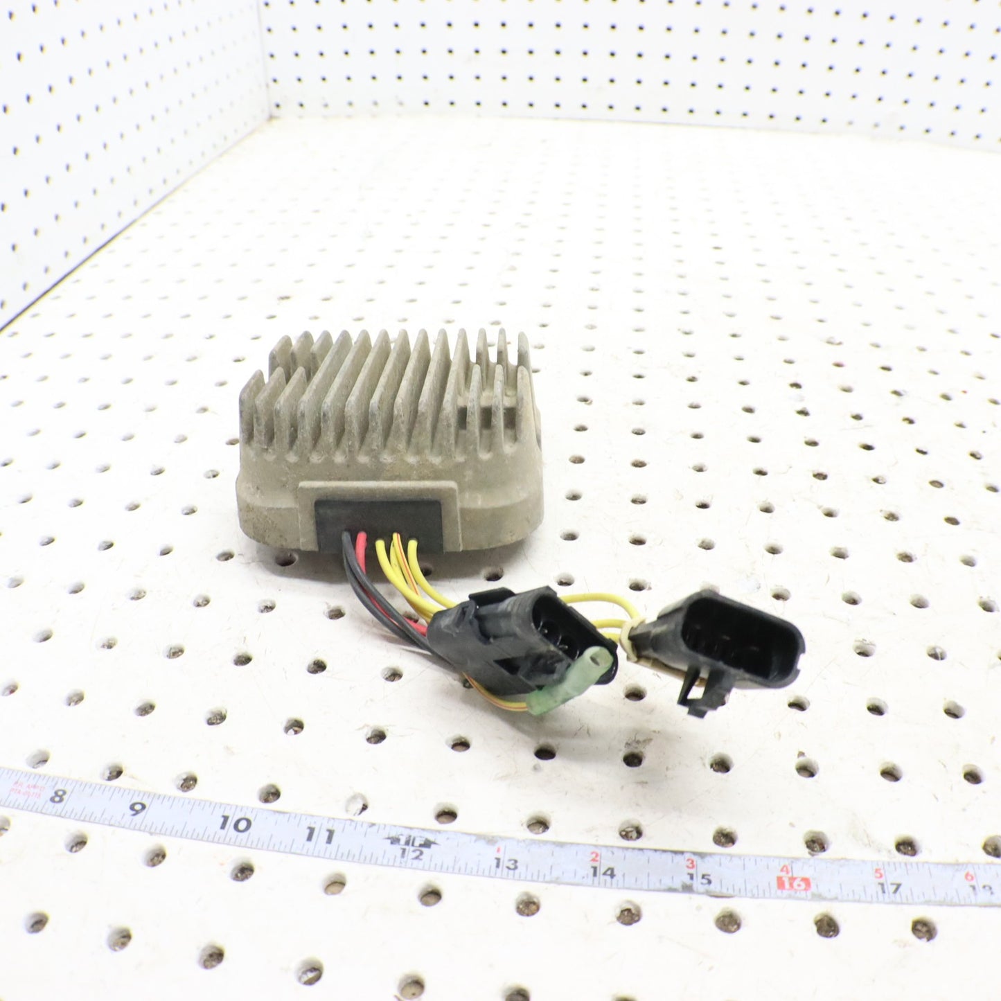 2009 Polaris Sportsman 800 Voltage Regulator 4012384