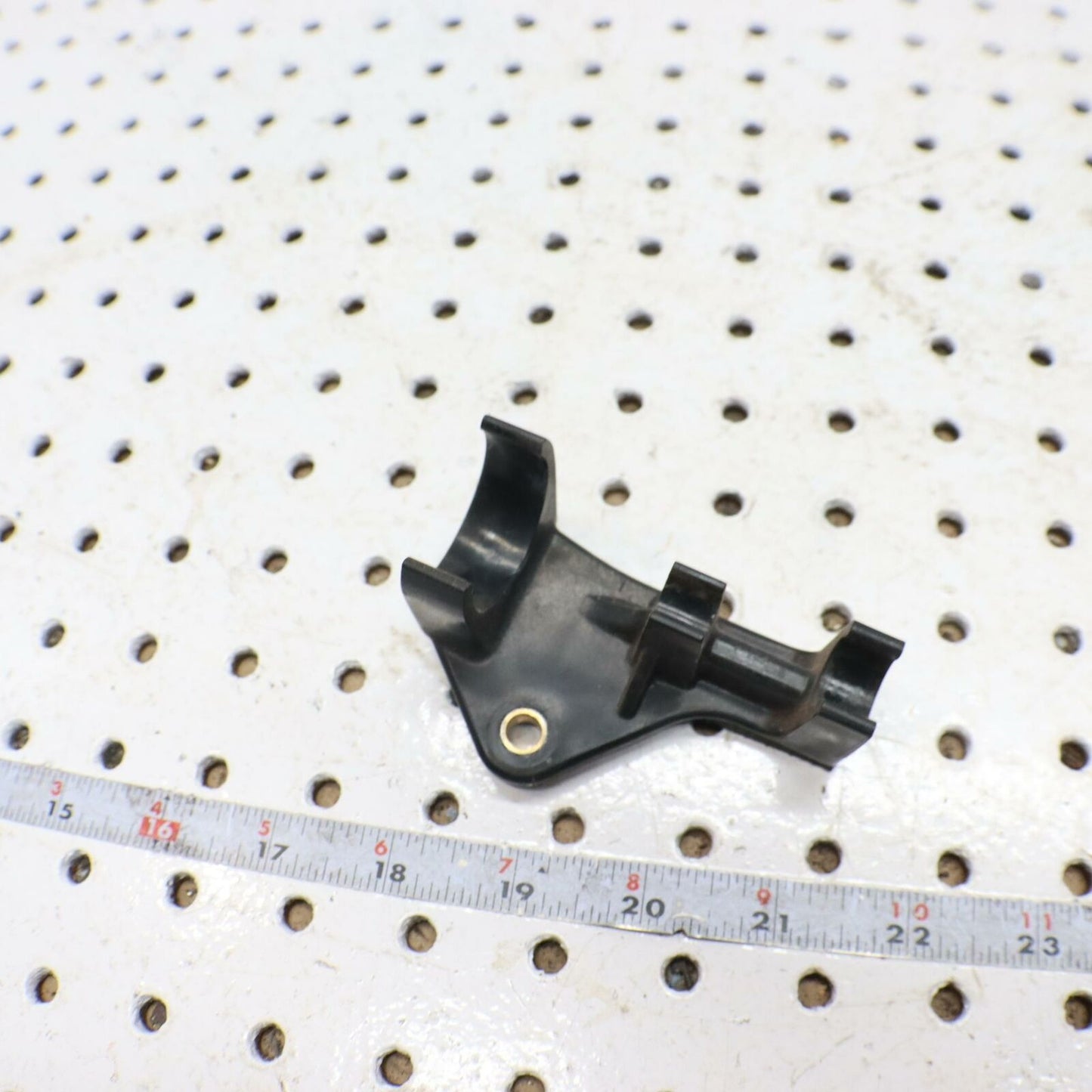 2006 POLARIS FUSION 700 ASM FUEL FILTER RETAINER 1203256