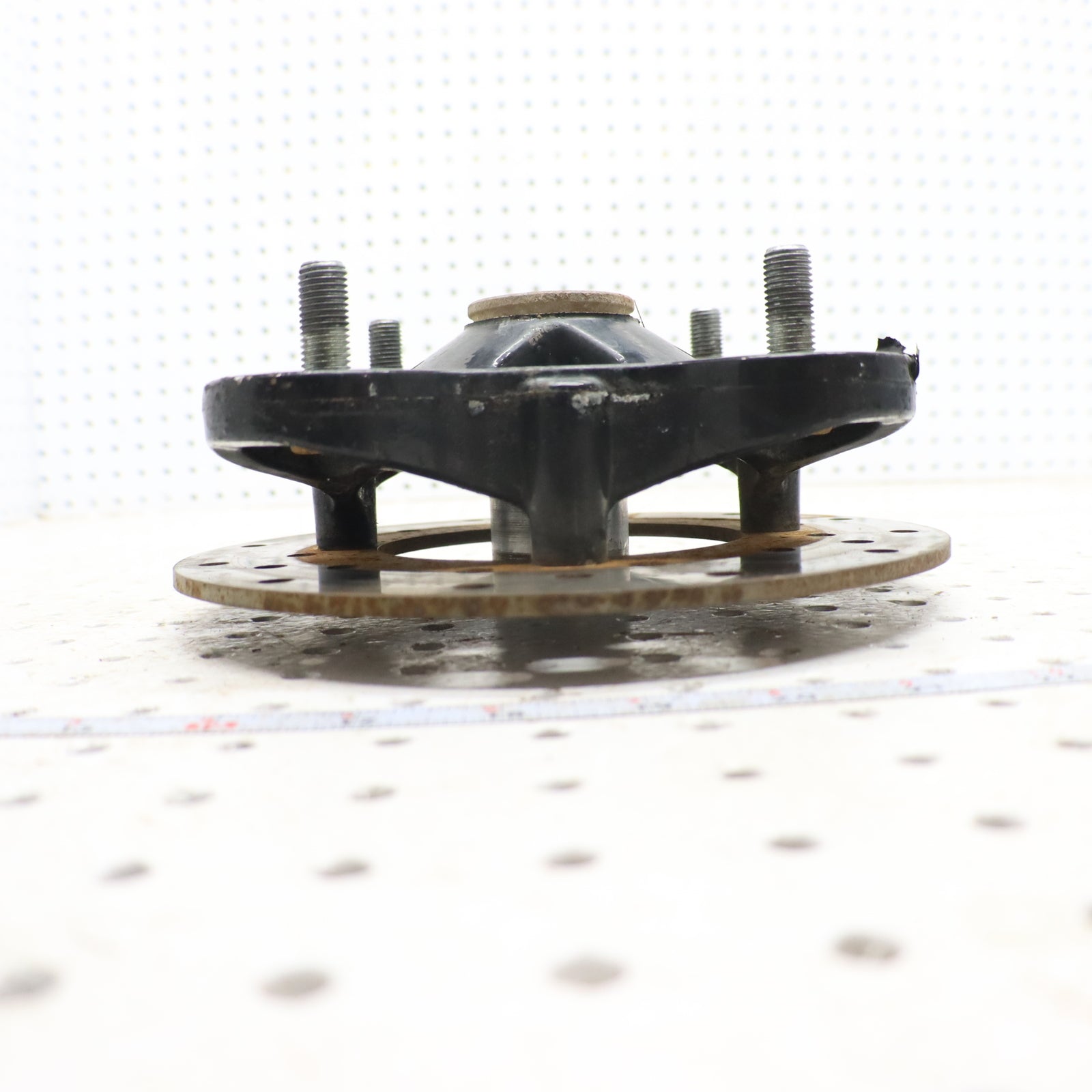 2013 Polaris Ranger Xp 900 Wheel Hub REAR 5137431-067; 5142964-067
