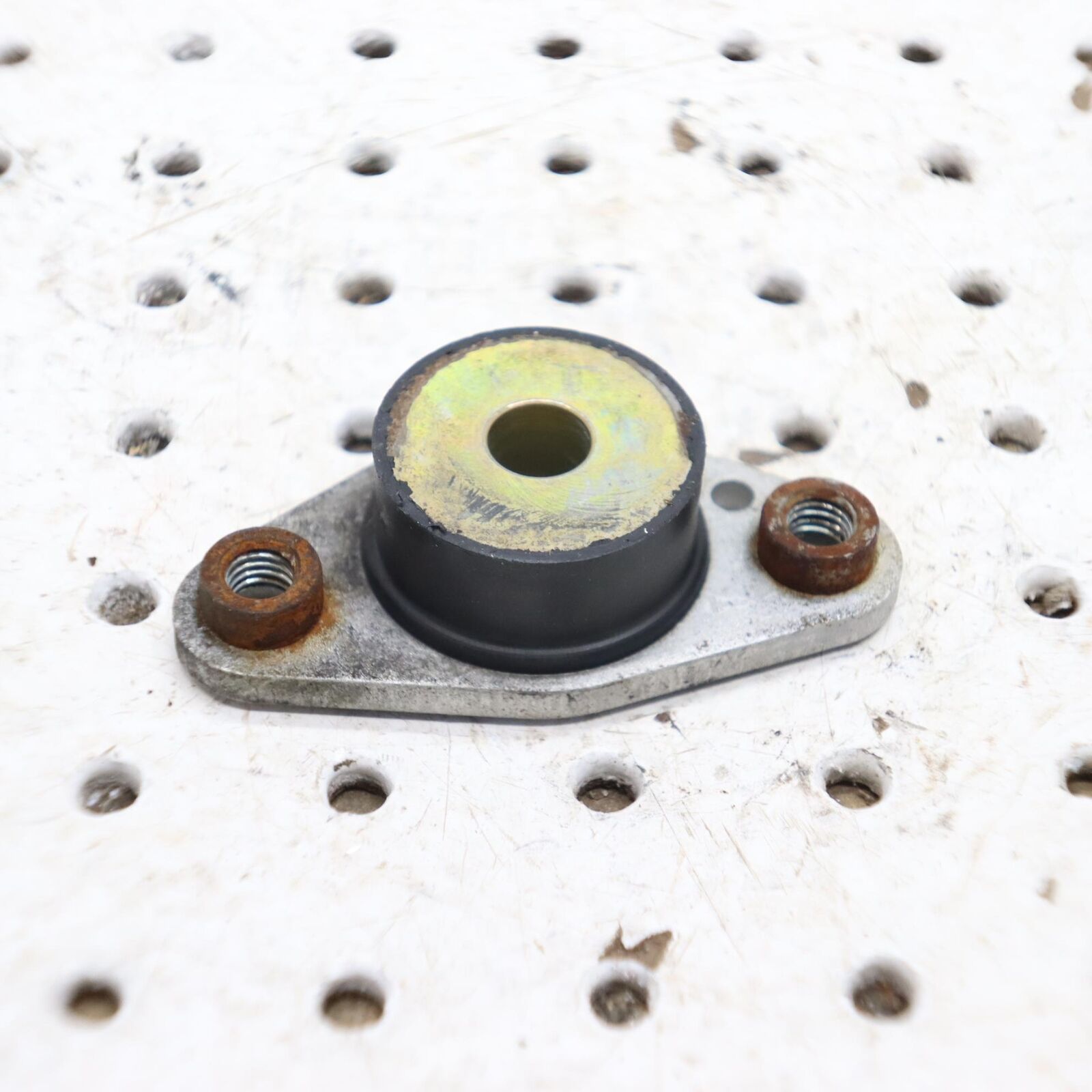 2015 POLARIS SWITCHBACK 800 MOTOR ENGINE MOUNT 3022712; 3023292