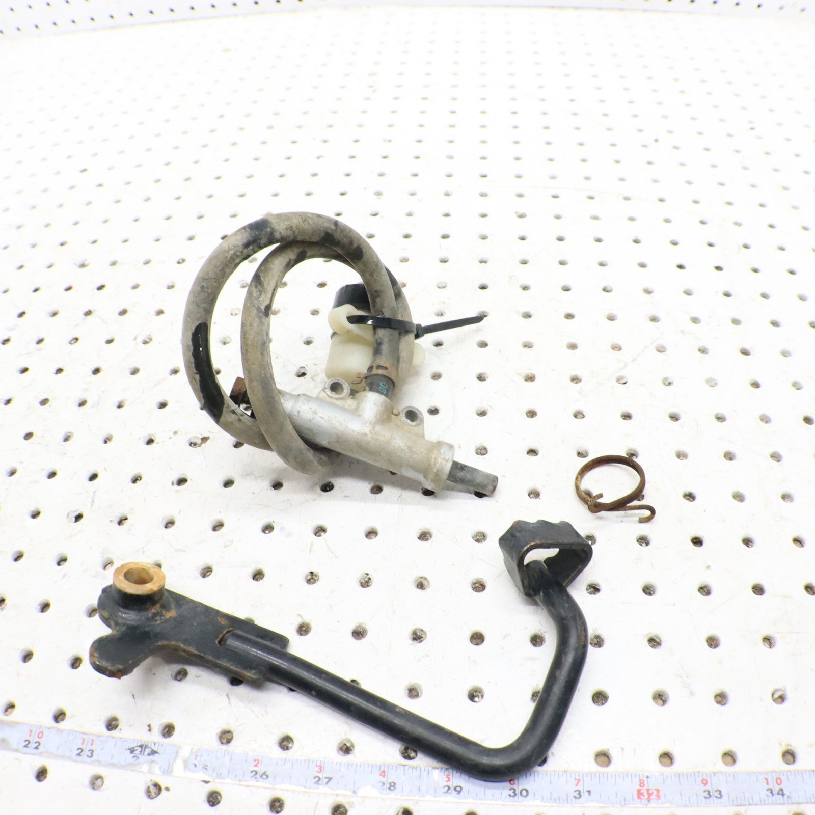 2009 Polaris Sportsman 800 Foot Brake Pedal & Master Cylinder 1911274 1911076-06