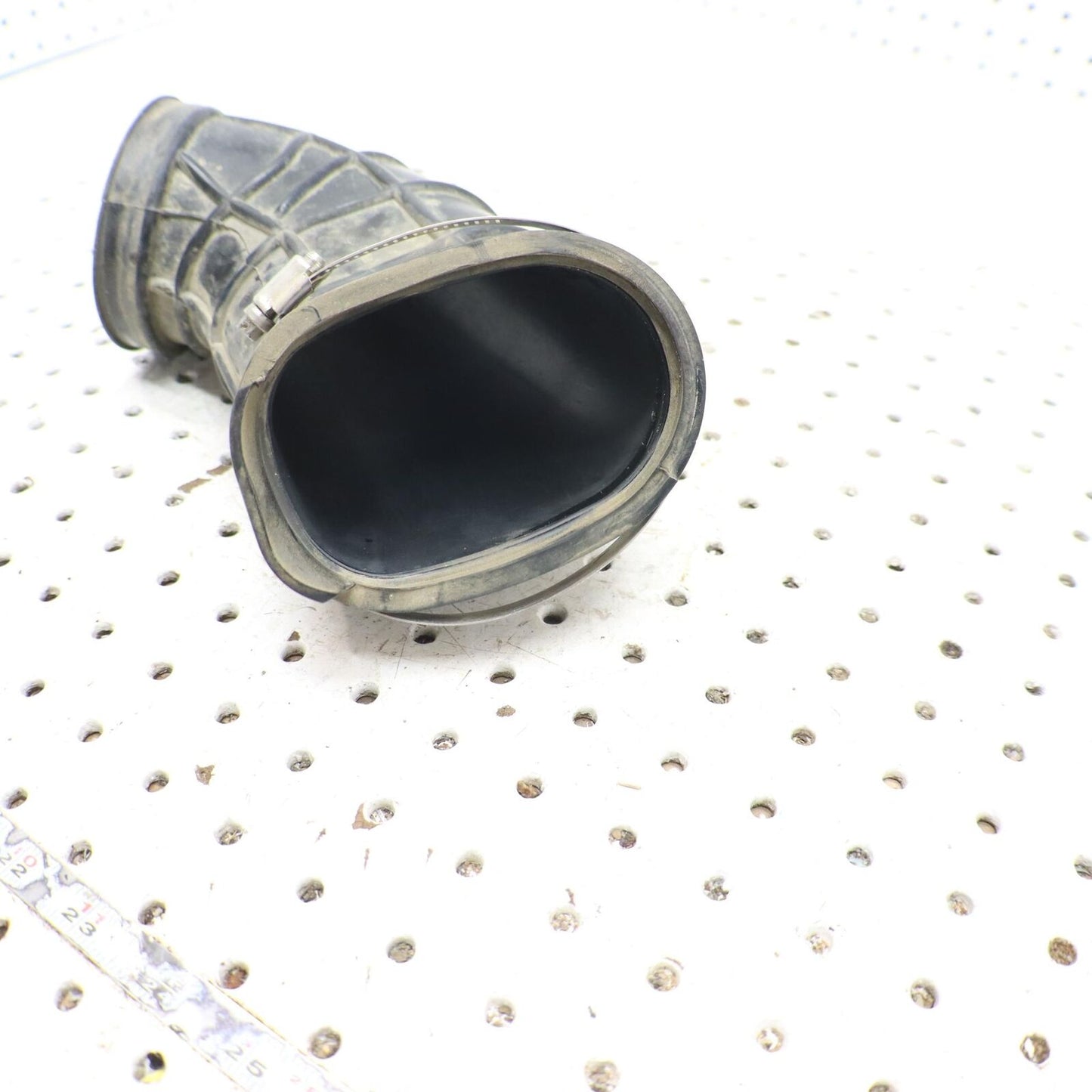 2009 POLARIS SPORTSMAN XP 850 AIRBOX INTAKE DUCT BOOT THROTTLE BODY BOOT 5413125
