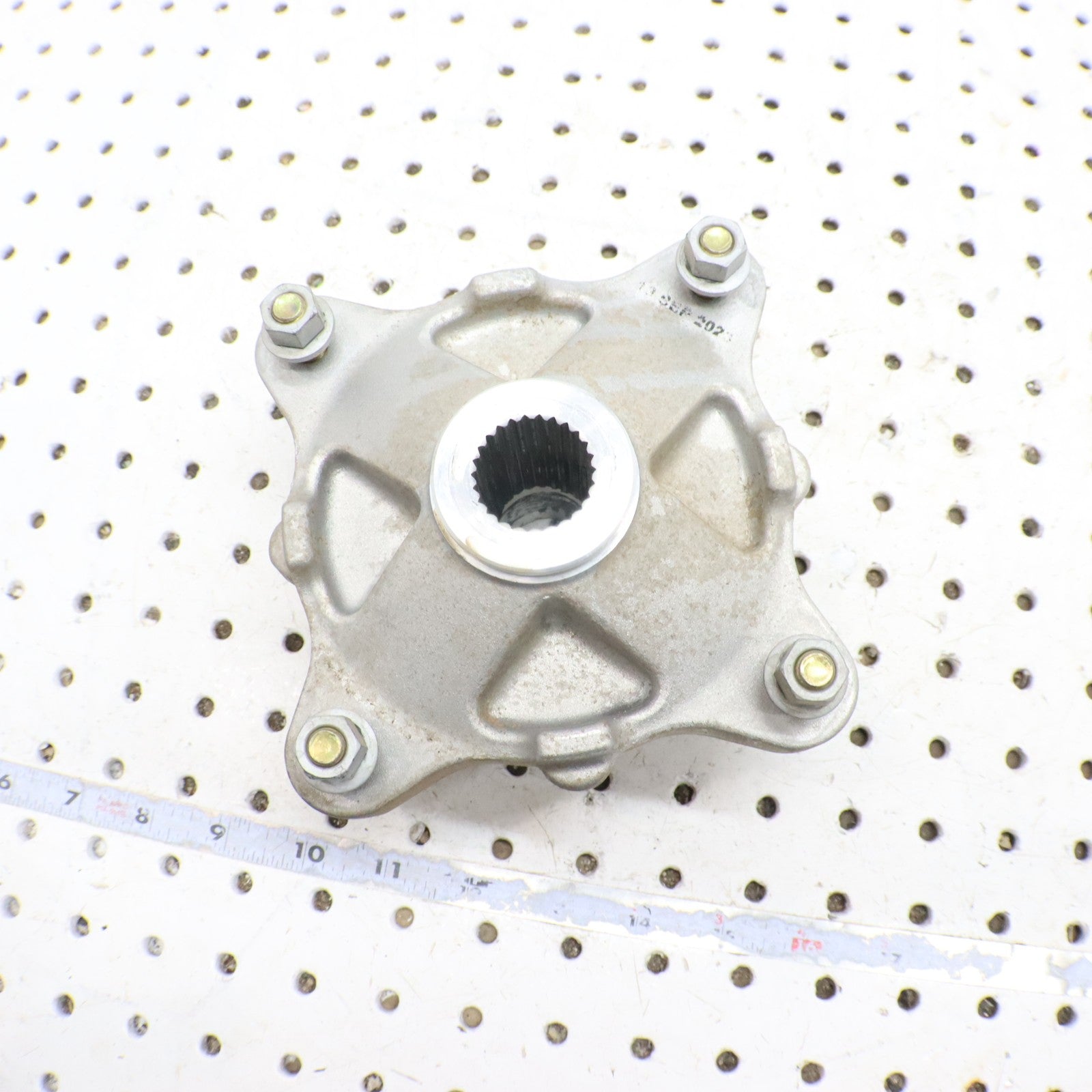 2024 Polaris Sportsman 570 Efi Eps Rear Wheel Hub 5143629
