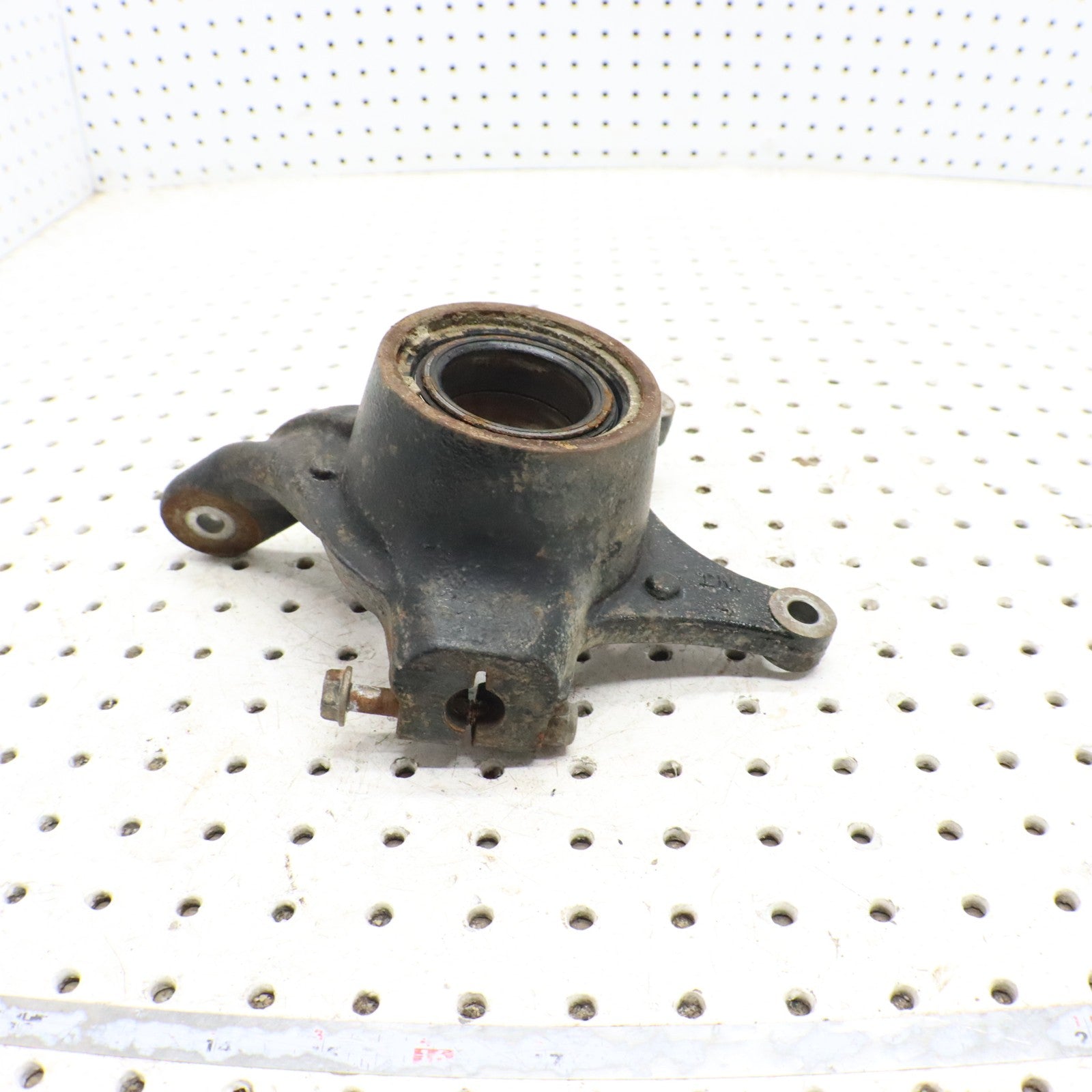 2013 Polaris Ranger 800 RIGHT Steering Knuckle 5136949