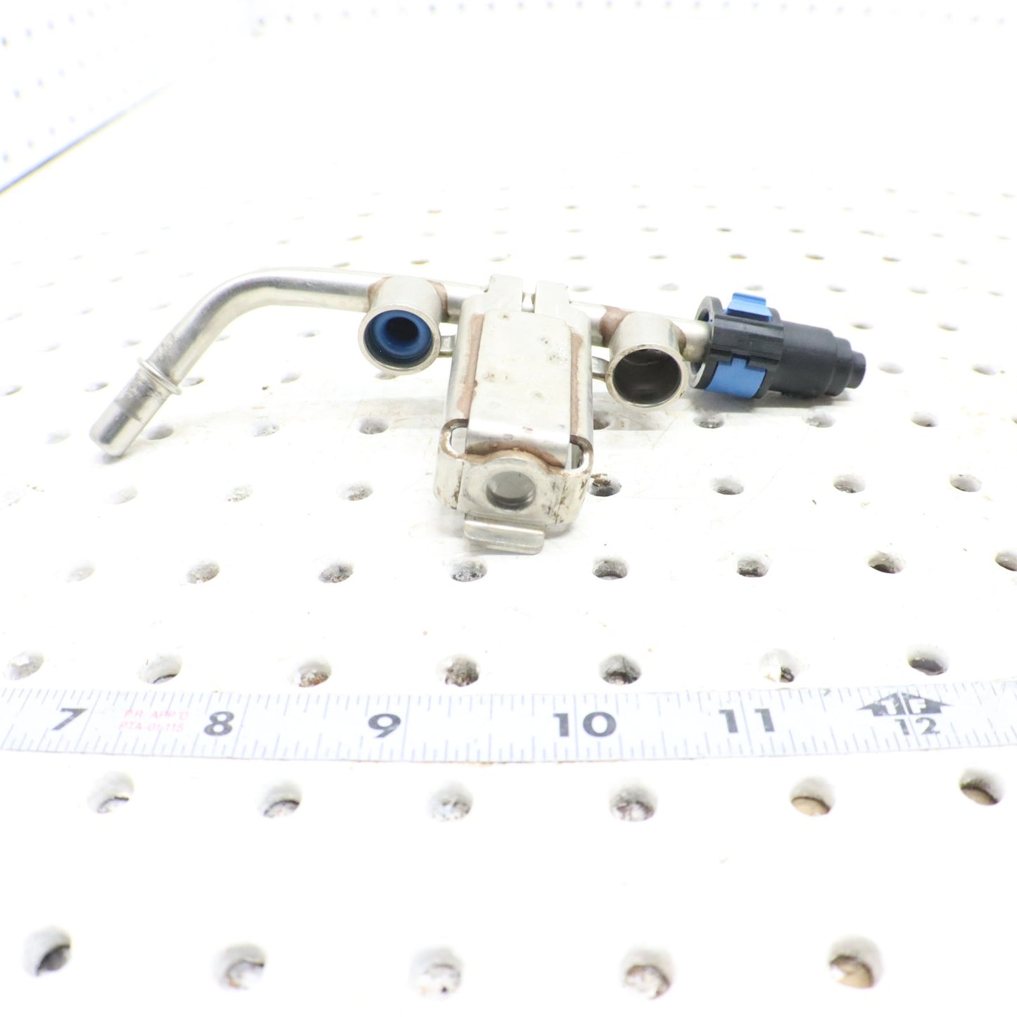 2009 Polaris Rzr 800 Fuel Rail 2520808