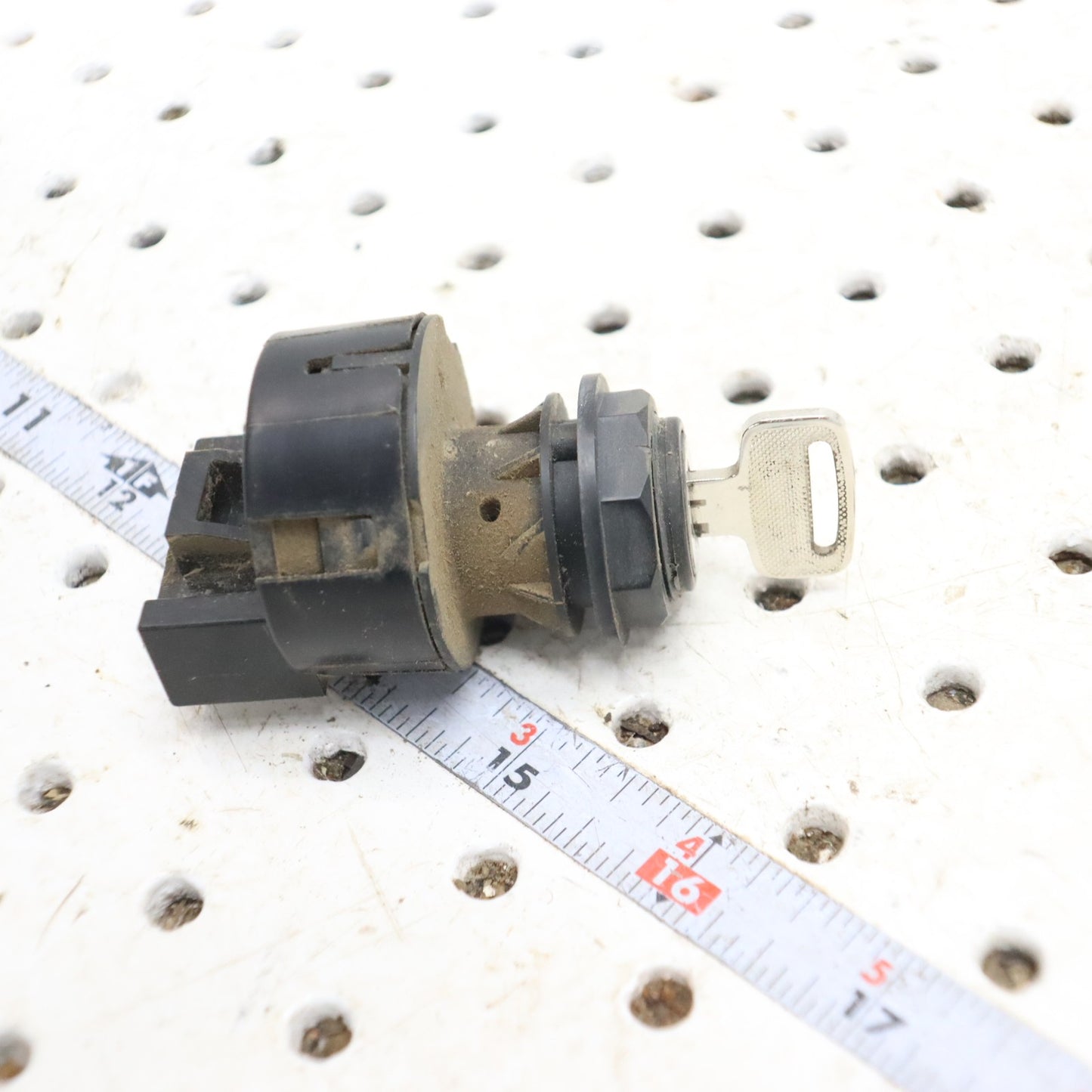 2009 Polaris Rzr 800 Ignition Key Switch 4012165; 4081556