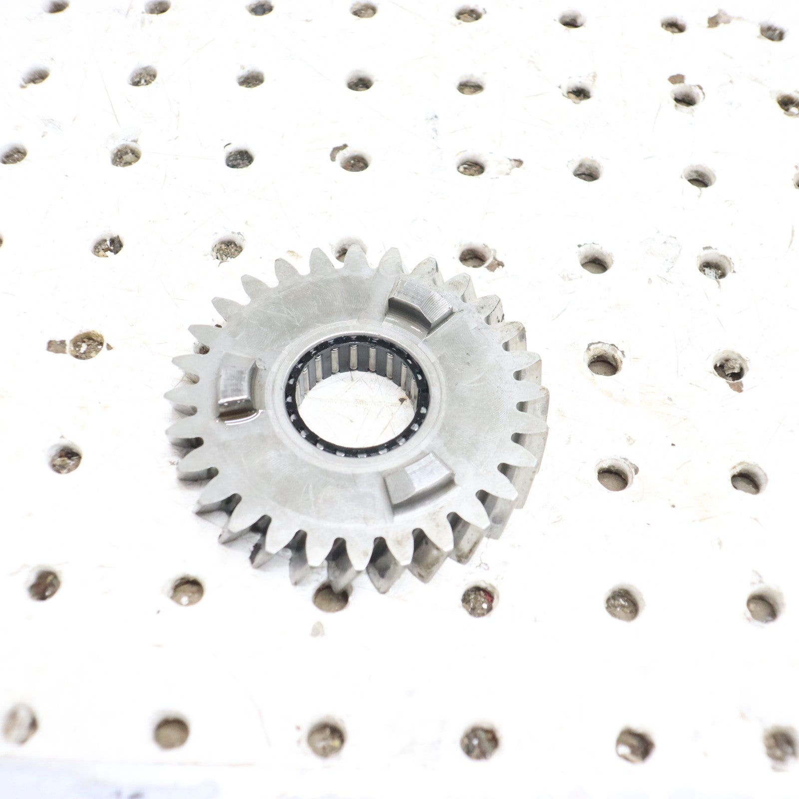 2004 Polaris Sportsman 500 Transmission Gearcase Gear 28T 3234068