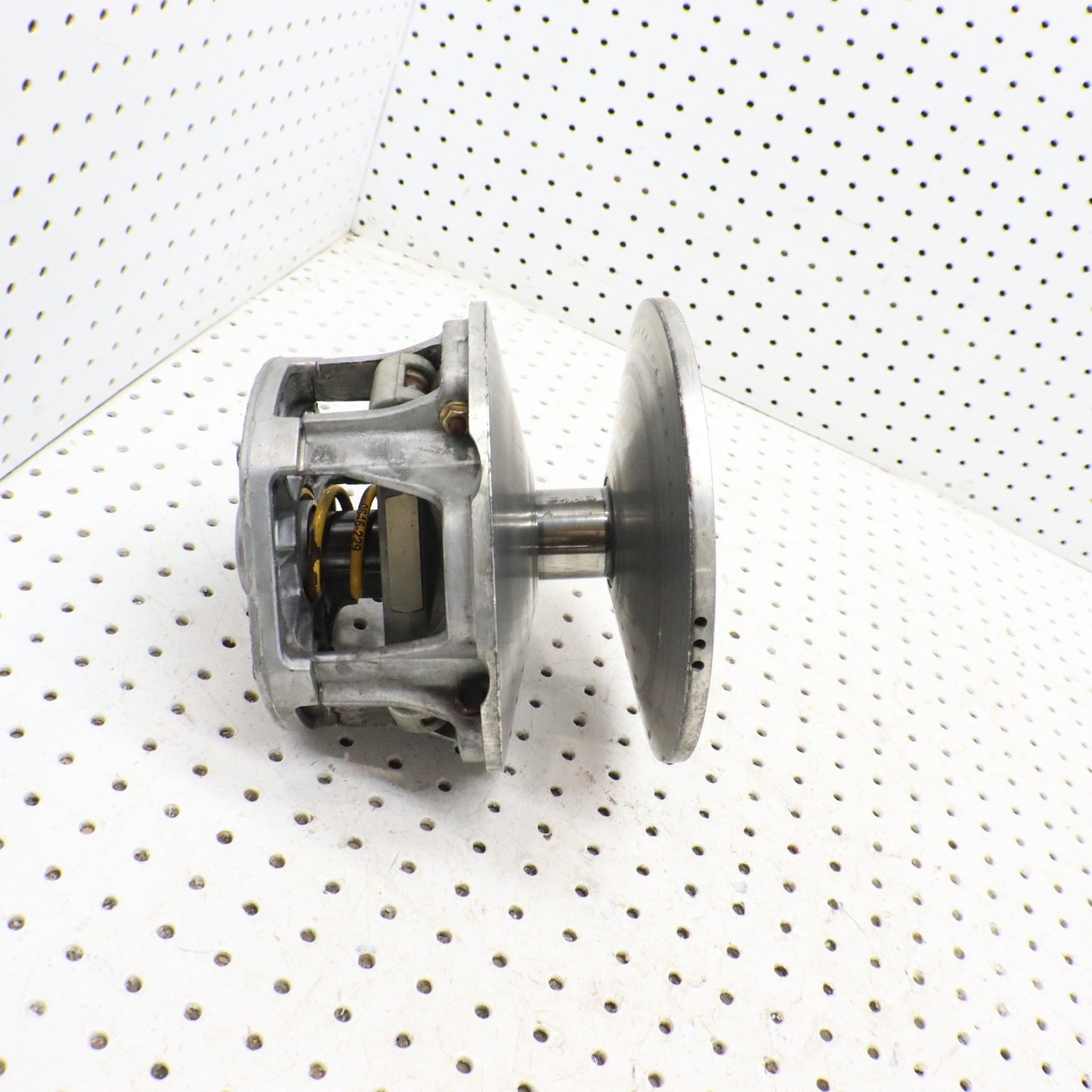 2009 Arctic Cat Crossfire R 8 Drive Clutch Primary Clutch 0746-435; 0725-654