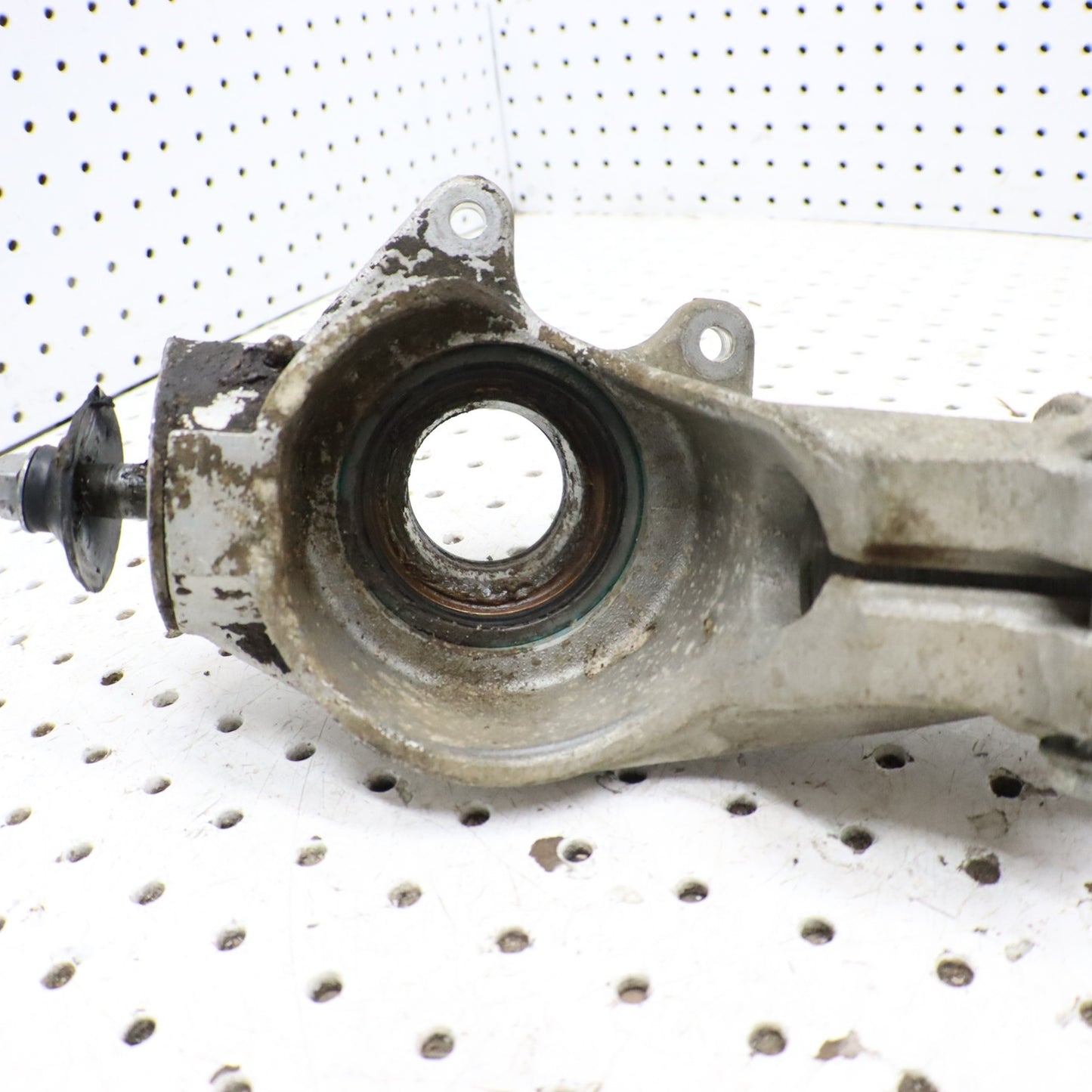 1995 Polaris Xplorer 400 Front Hub Strut LEFT 2200598 1843054