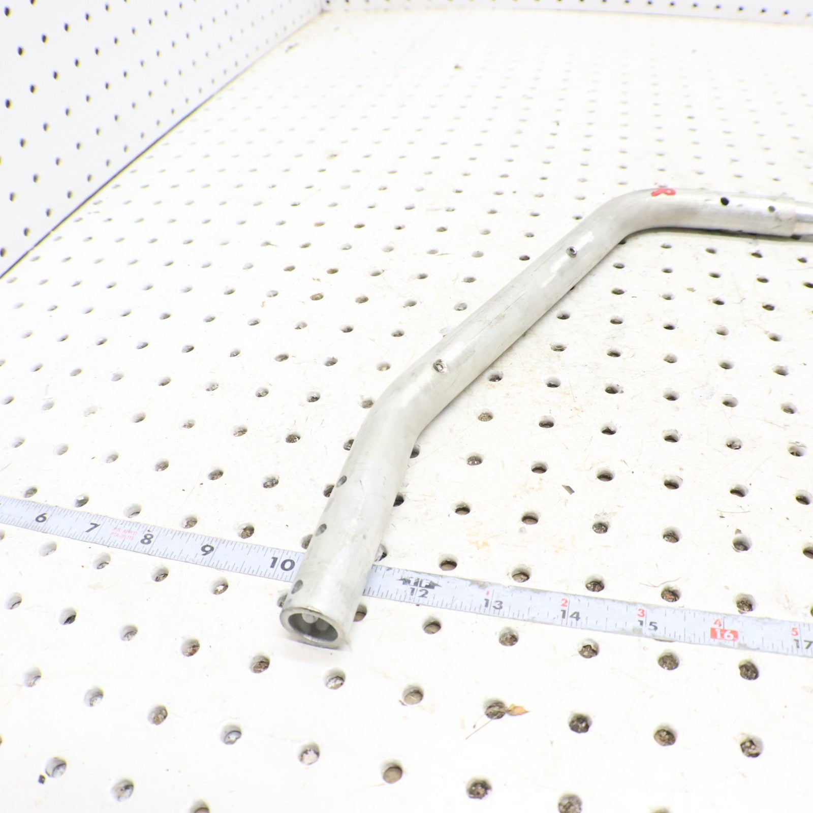 2016 Polaris Rush 800 Tunnel RUNNING BOARD SUPPORT RH 1019179