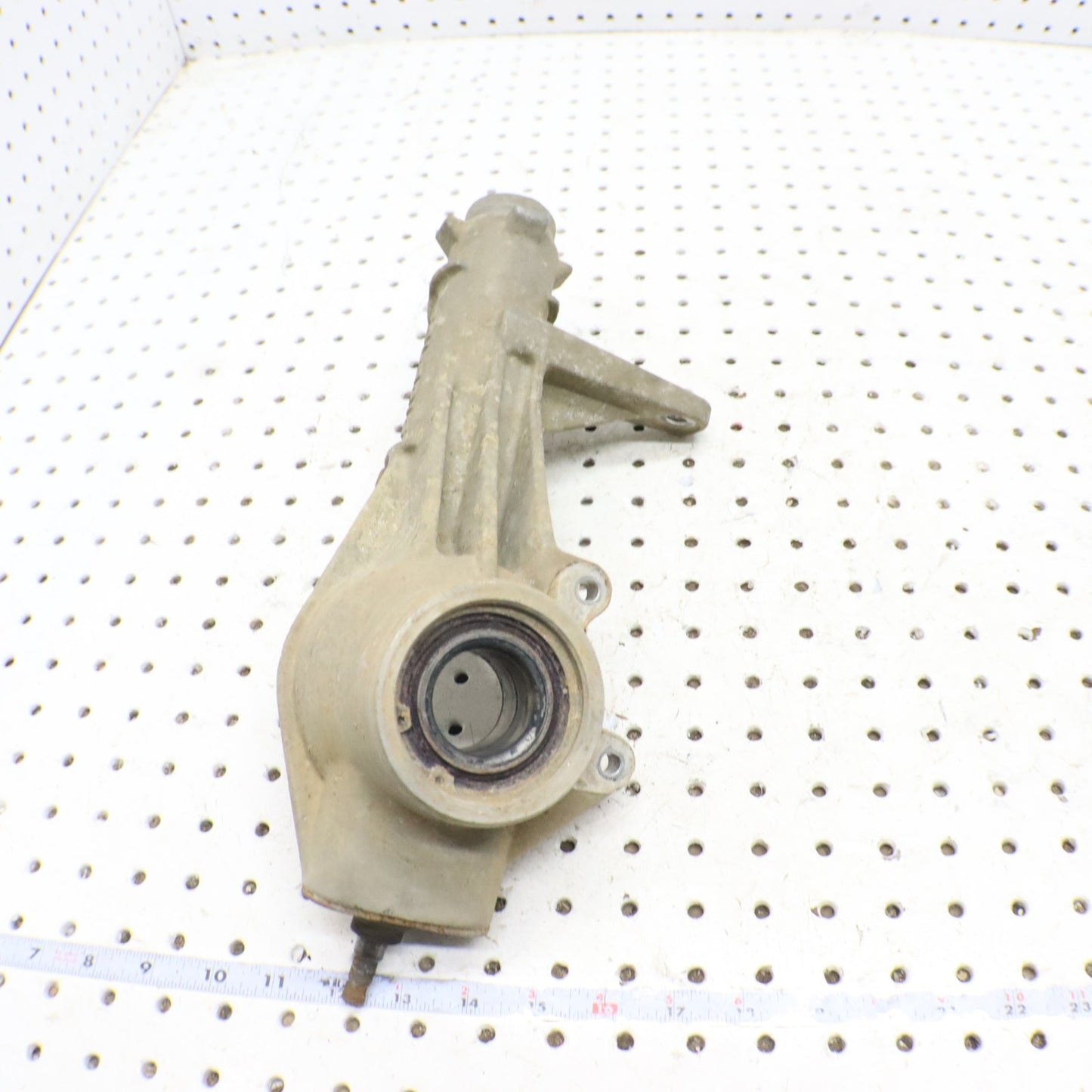 2009 Polaris Sportsman 800 Front Hub Strut 1822825 LEFT