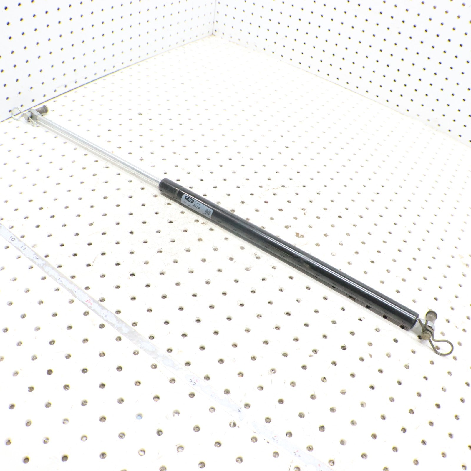 2013 Polaris Ranger 800 Box Gas Strut Dump Strut 7043187