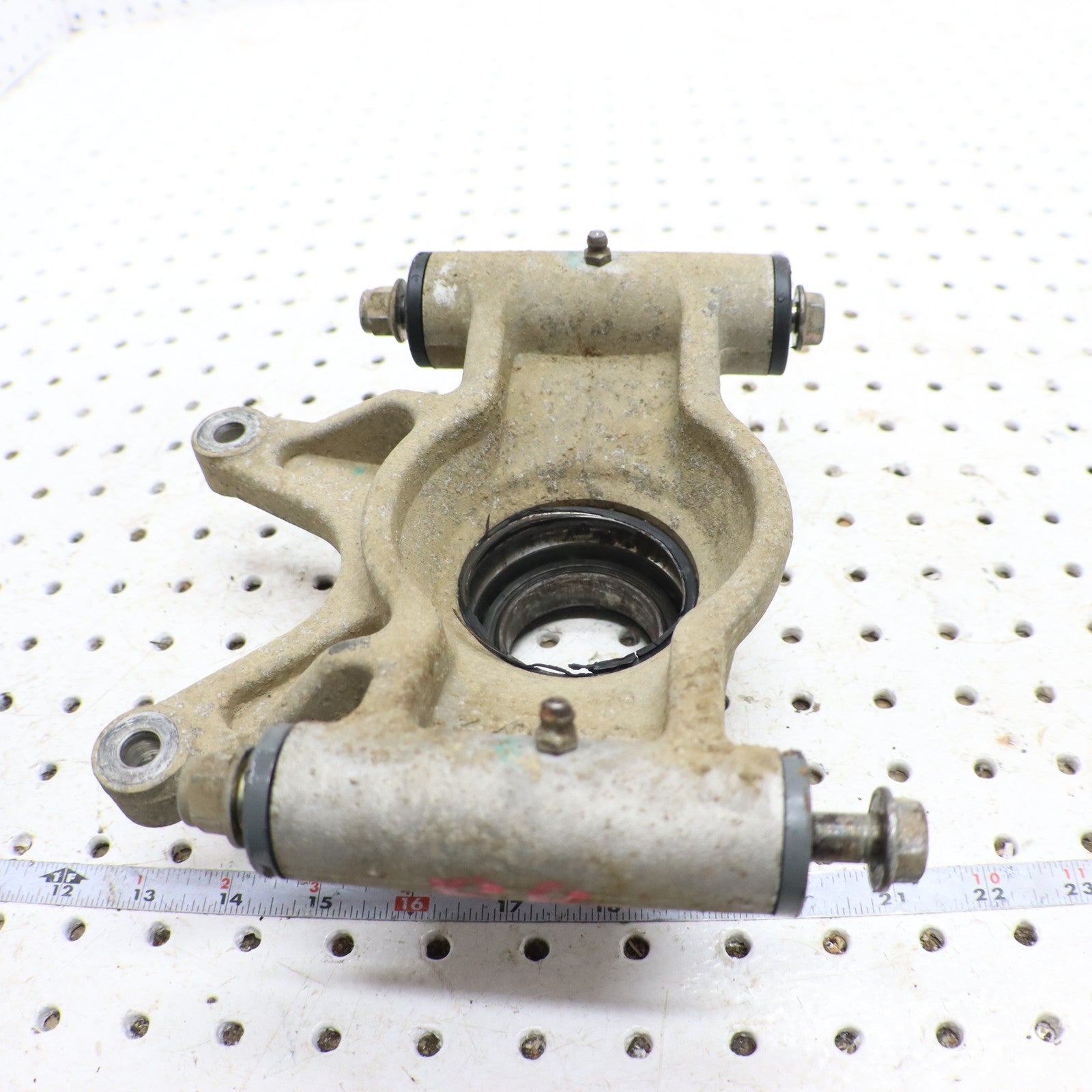 2009 Polaris Sportsman Xp 850 Bearing Carrier Knuckle Rear 5136106