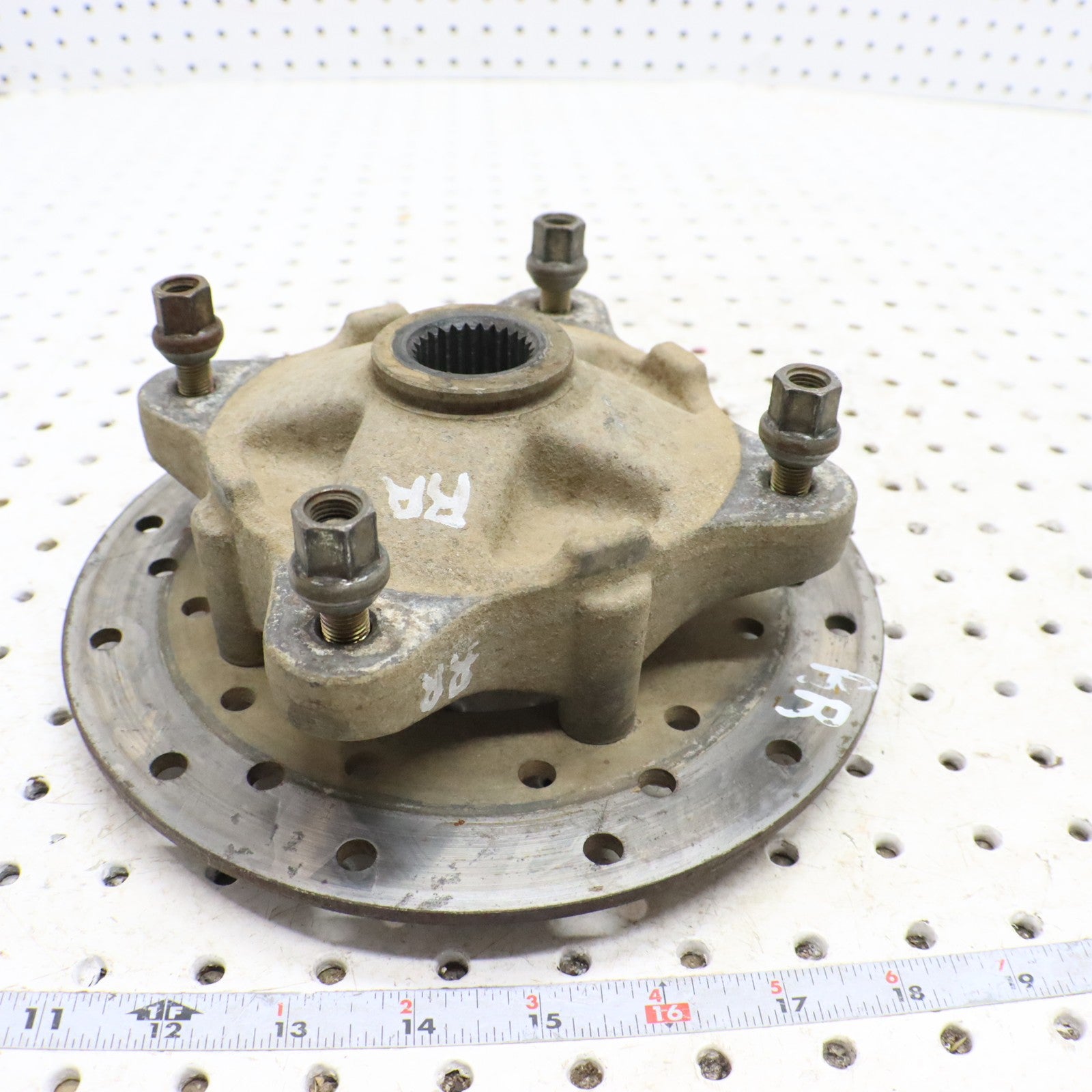 2009 Polaris Rzr 800 Wheel Hub REAR 5135113; 5143629
