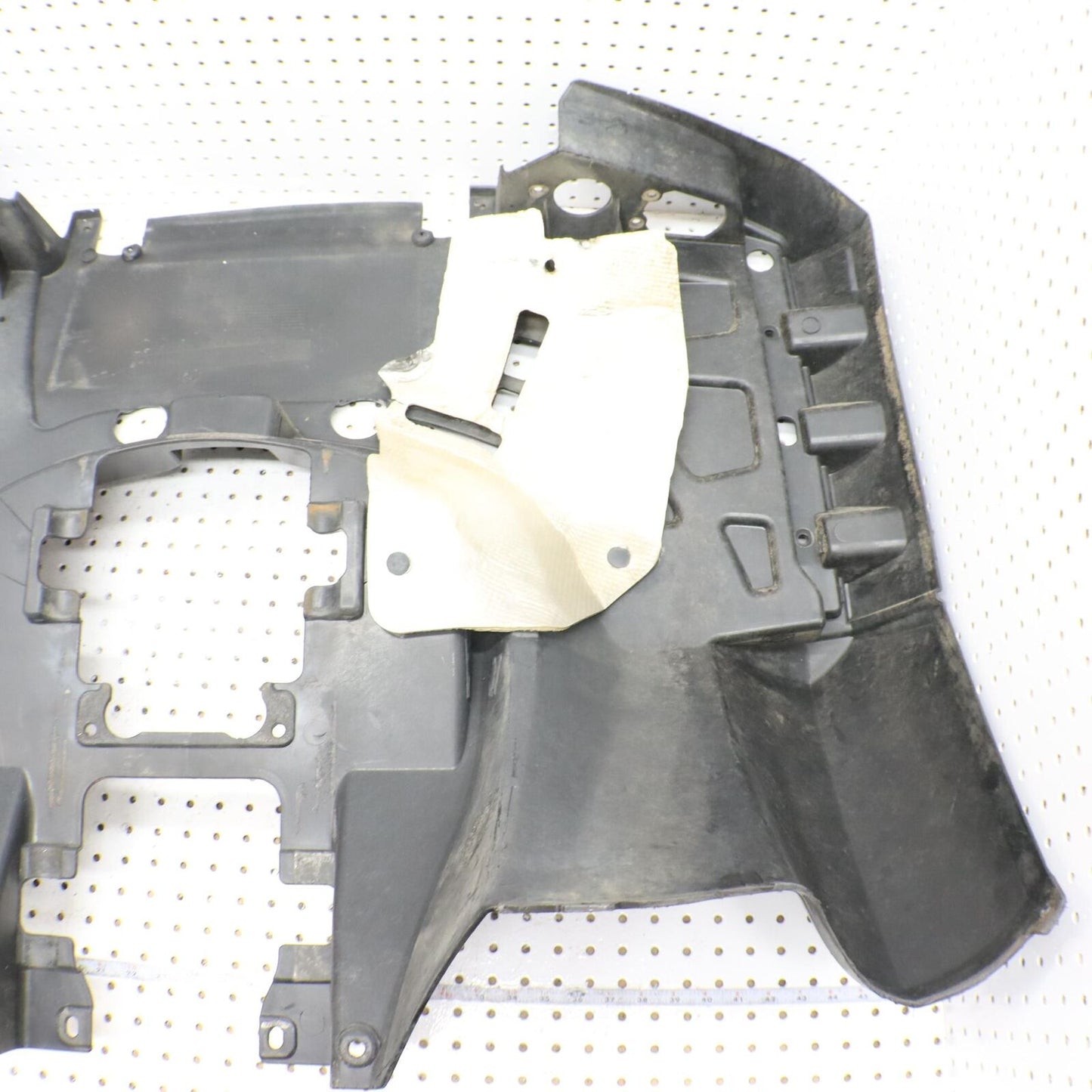 2013 POLARIS SPORTSMAN 550 REAR FENDER CAB 2635037-464 2637271-464
