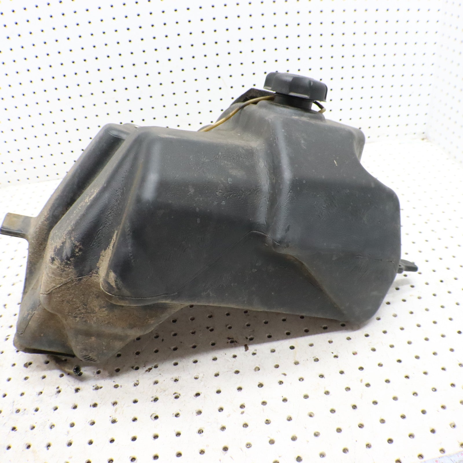 2004 Polaris Sportsman 500 Fuel Tank Gas Tank 2520339; 2520556