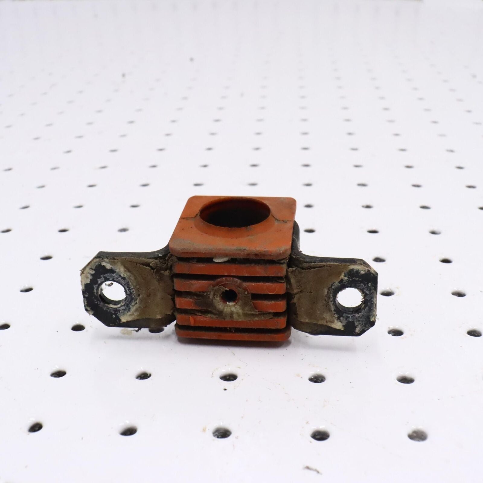 1999 POLARIS XPLORER 400 STEERING POST BUSHING BEARING BRACKET 5222999-067