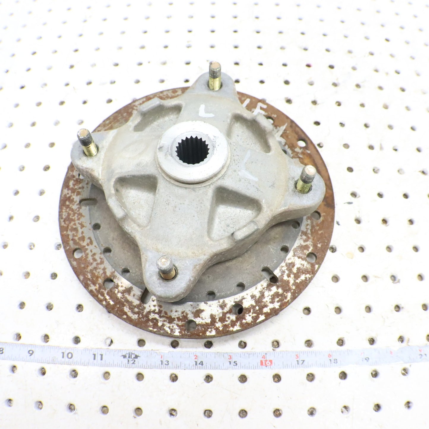 2008 Polaris Sportsman 800 Wheel Hub 5134310; 5143612 FRONT