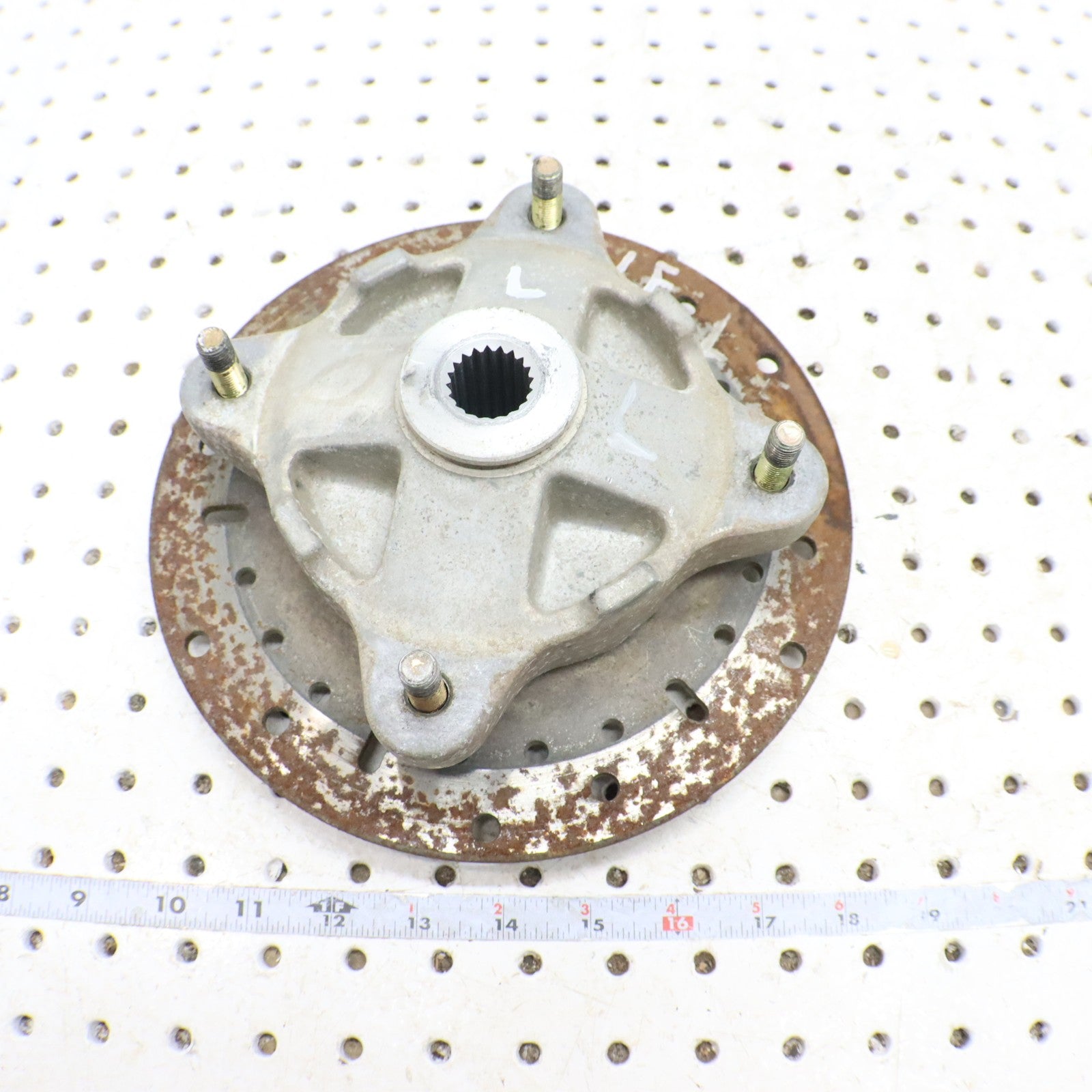 2008 Polaris Sportsman 800 Wheel Hub 5134310; 5143612 FRONT