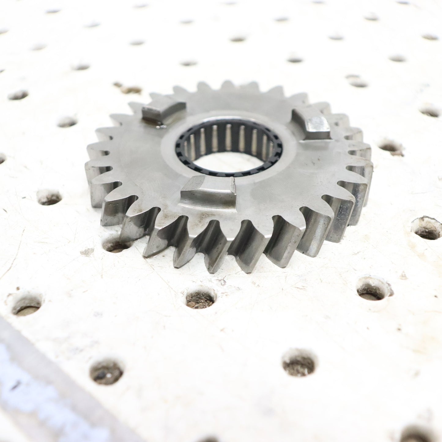 2004 Polaris Sportsman 500 Transmission Gearcase Gear 28T 3234068