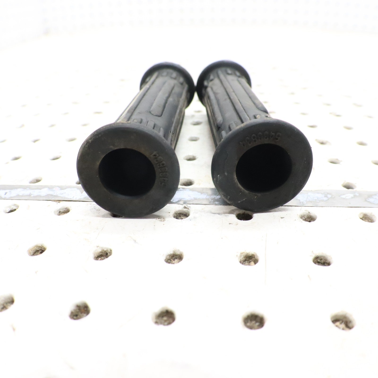 2004 Polaris Sportsman 500 Handlebar Grips 5433834-070