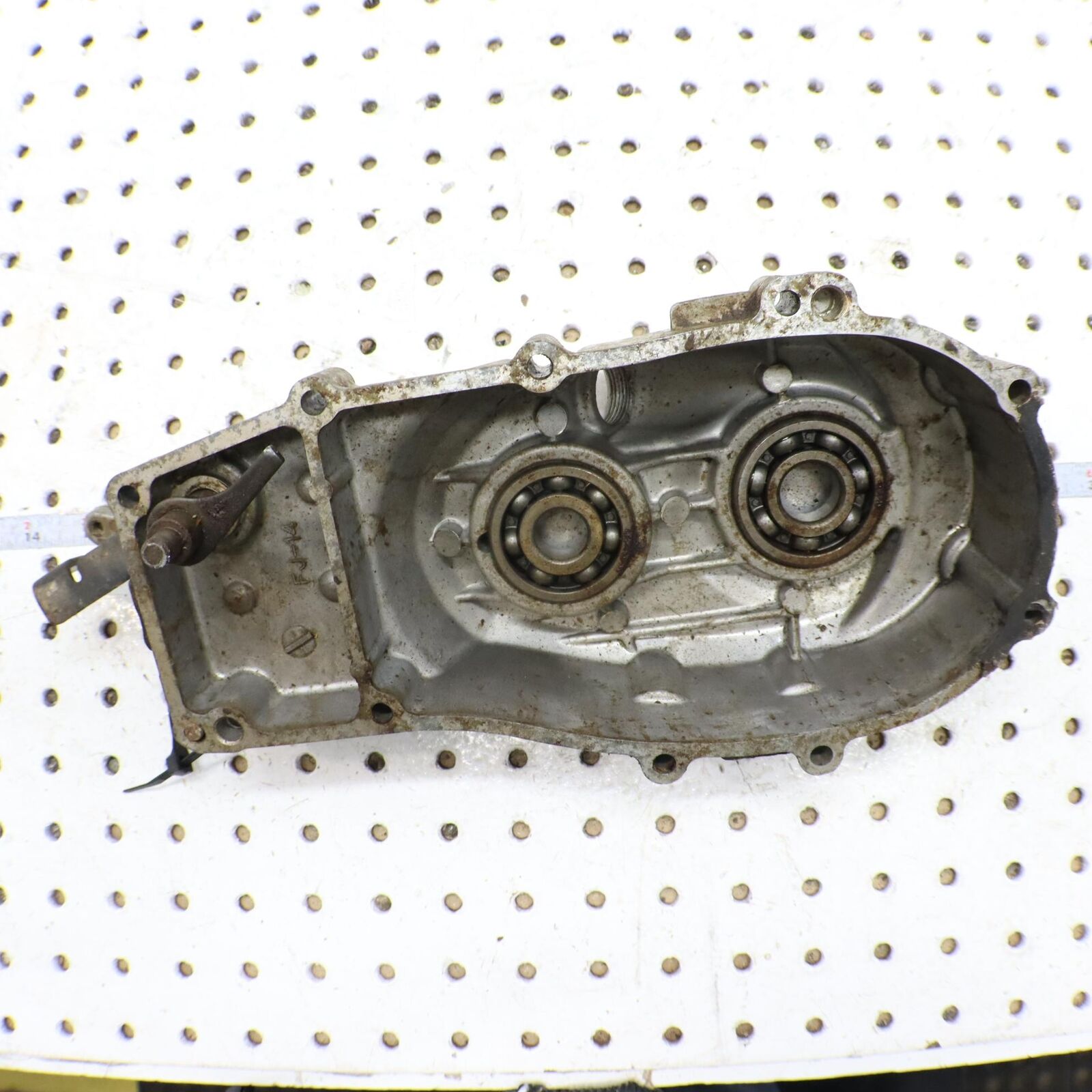 2000 POLARIS XPEDITION 425 RIGHT SIDE ENGINE COVER REDUCTION COVER  3086256