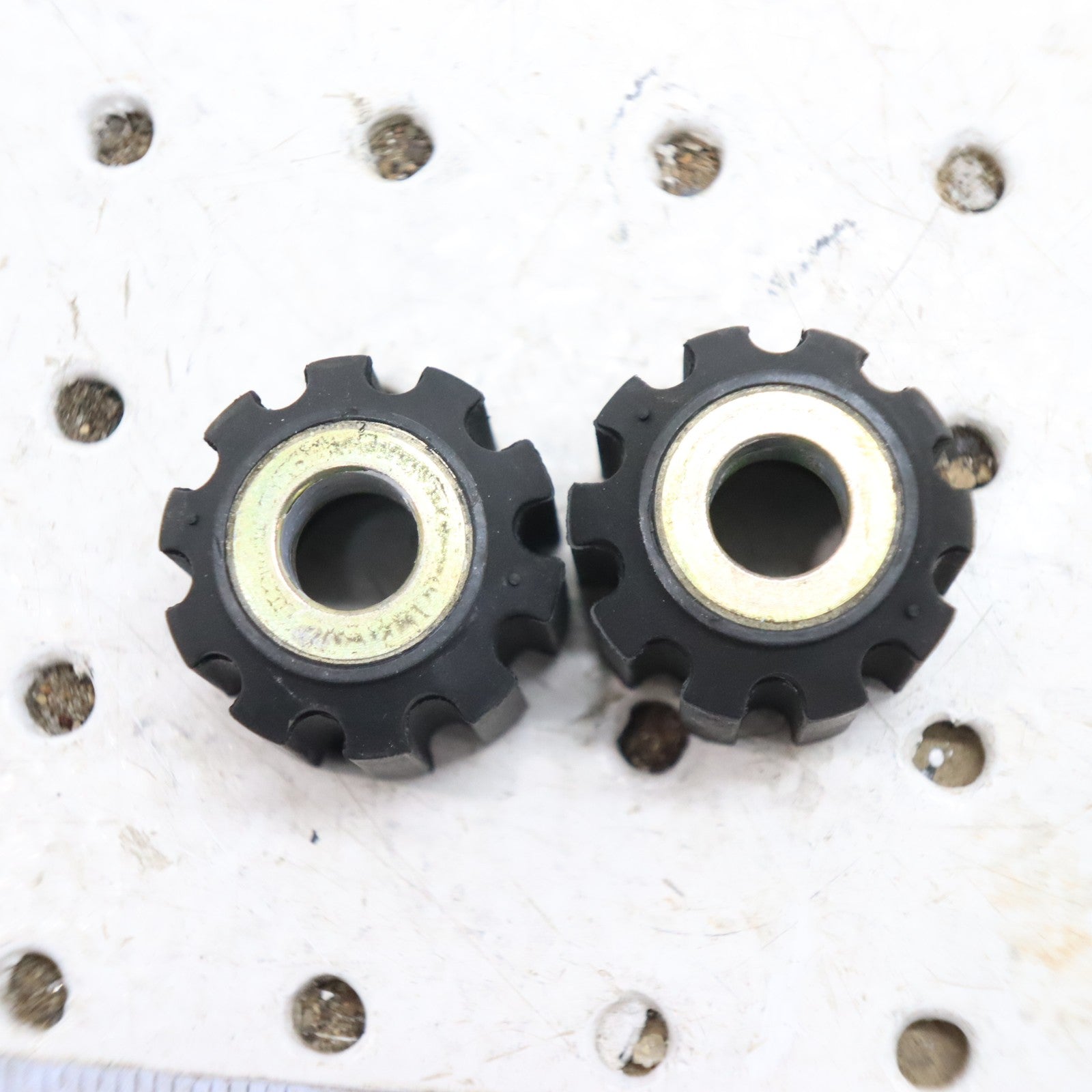 2016 Polaris Rush 800 Motor Engine Mount Rubber Damper 3022697; 3023290 QTY 2