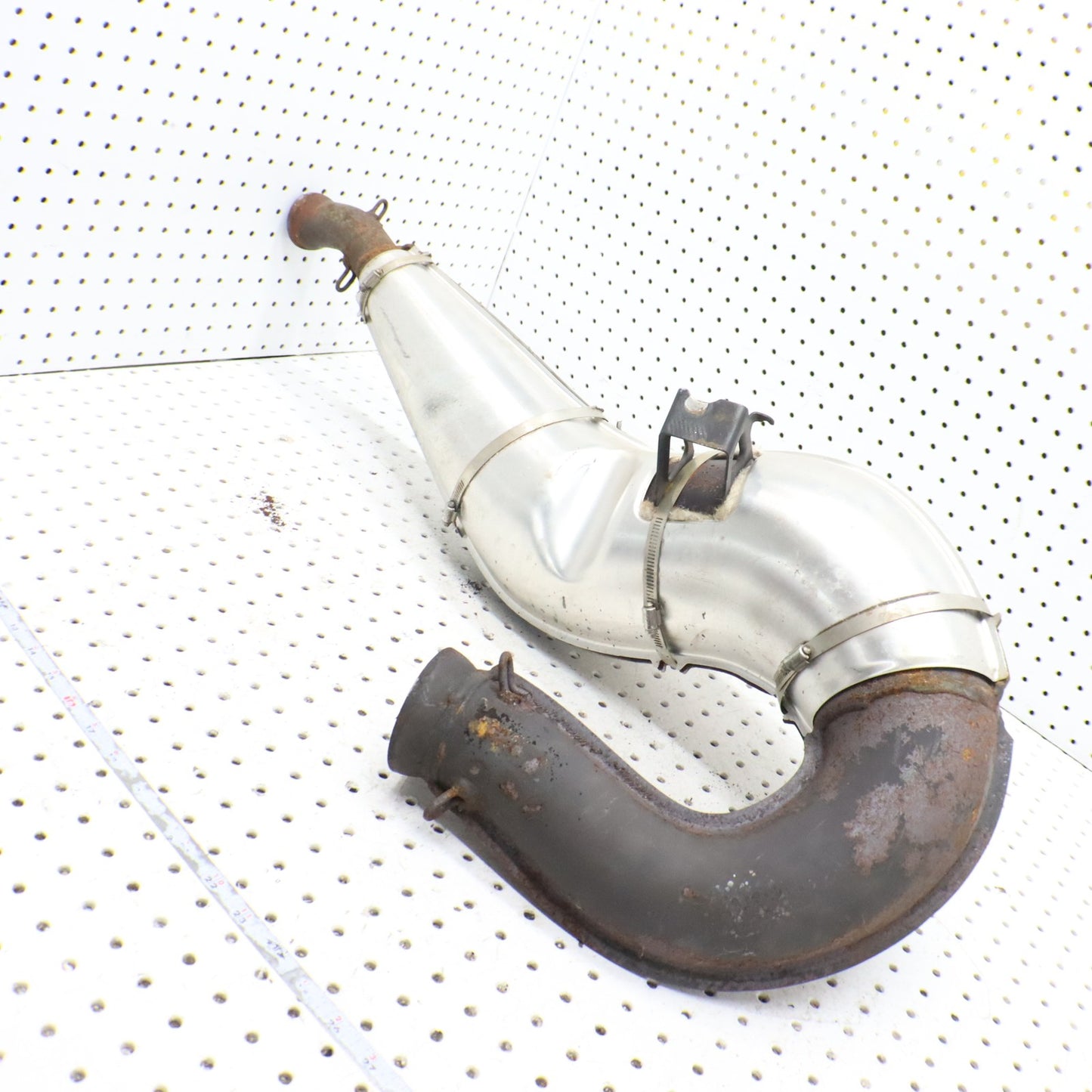 2007 Polaris Iq 600 Exhaust Pipe 1261613 DENTED