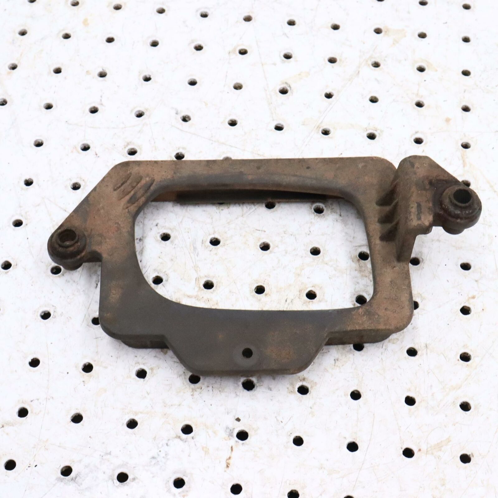 2005 BOMBARDIER OUTLANDER MAX 400 FRONT RIGHT HEADLIGHT SUPPORT 710000236