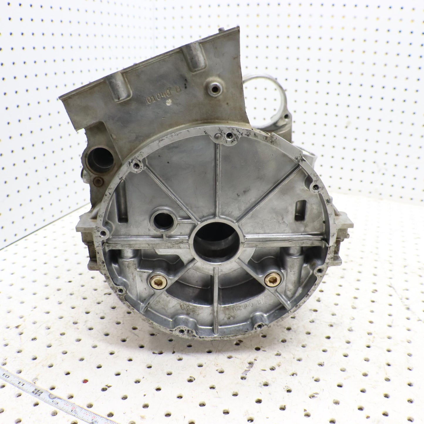  POLARIS SPORTSMAN XP 850 CRANKCASE ENGINE CASE 2204054; 2204957; 5632167 CORE