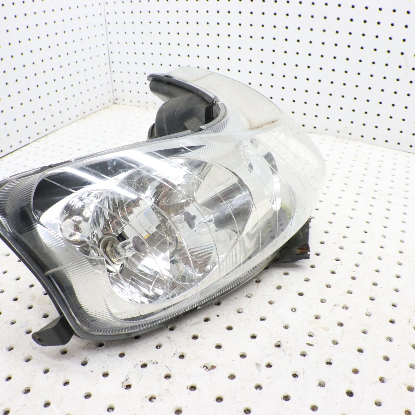 2007 Polaris Iq 600 Head Light Headlight 2410397