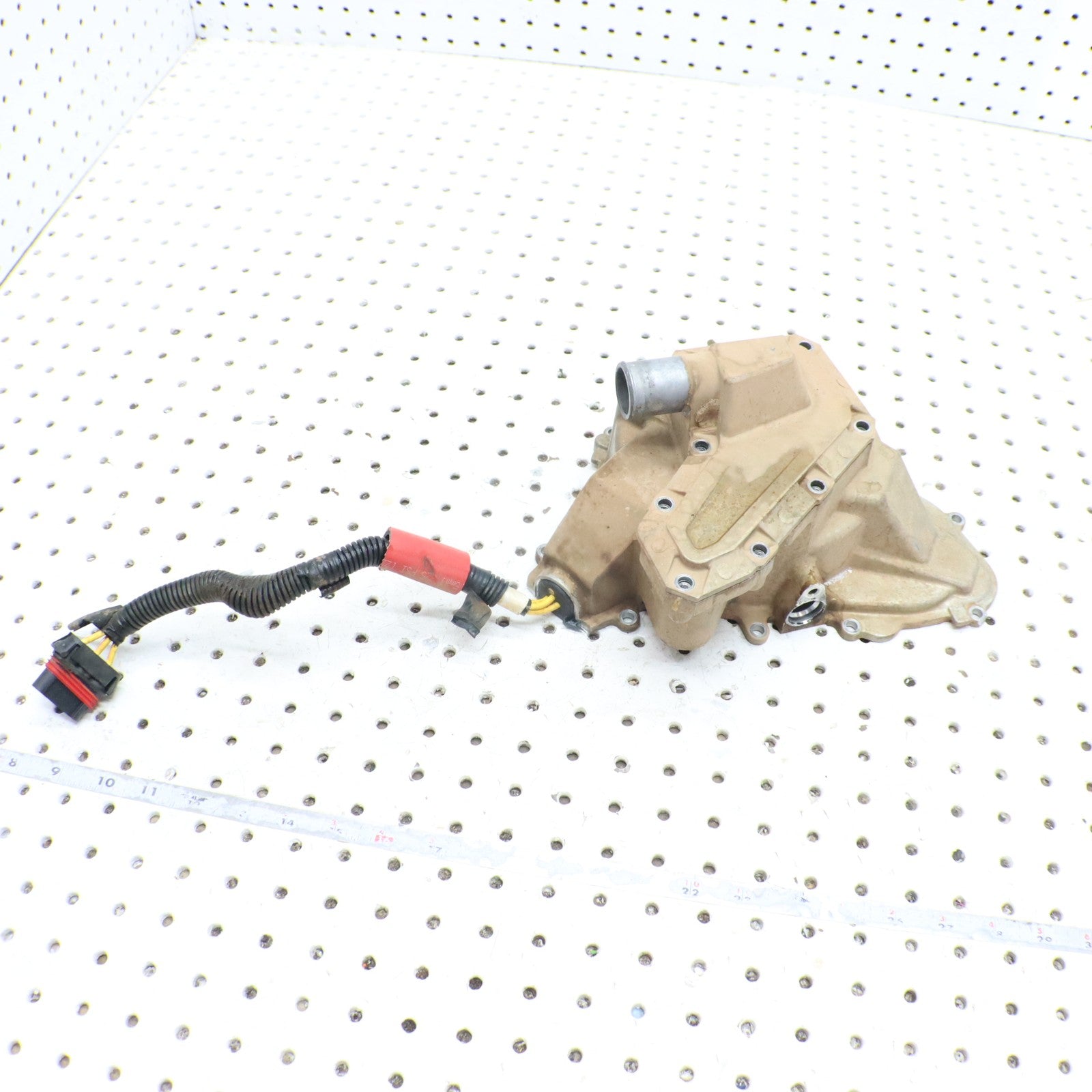 2017 Polaris Sportsman 570 Stator Cover Waterpump 2205170; 3022724; 5144584 