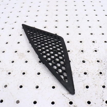 2006 POLARIS FUSION 700 RIGHT HOOD LOUVER SCREEN VENT COVER 5435855-070 