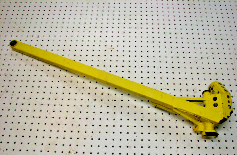 2002 POLARIS 700 RMK 151 TRAILING ARM RIGHT 1821202