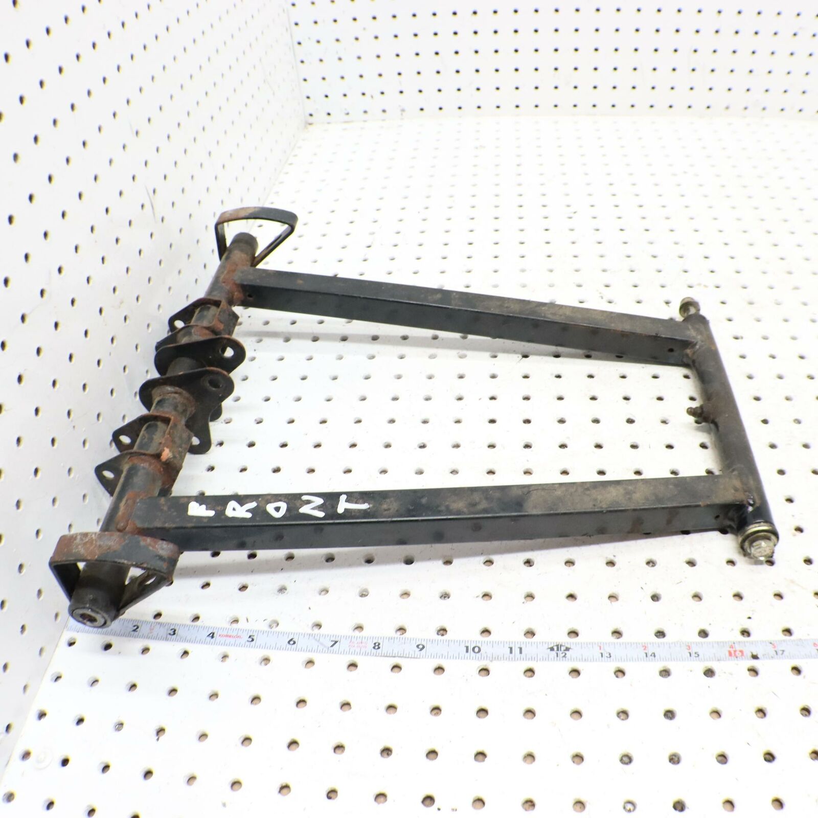 2006 POLARIS RMK 700 FRONT TORQUE PIVOT ARM WELD FTA, NARROW, BLK 1541962-067 