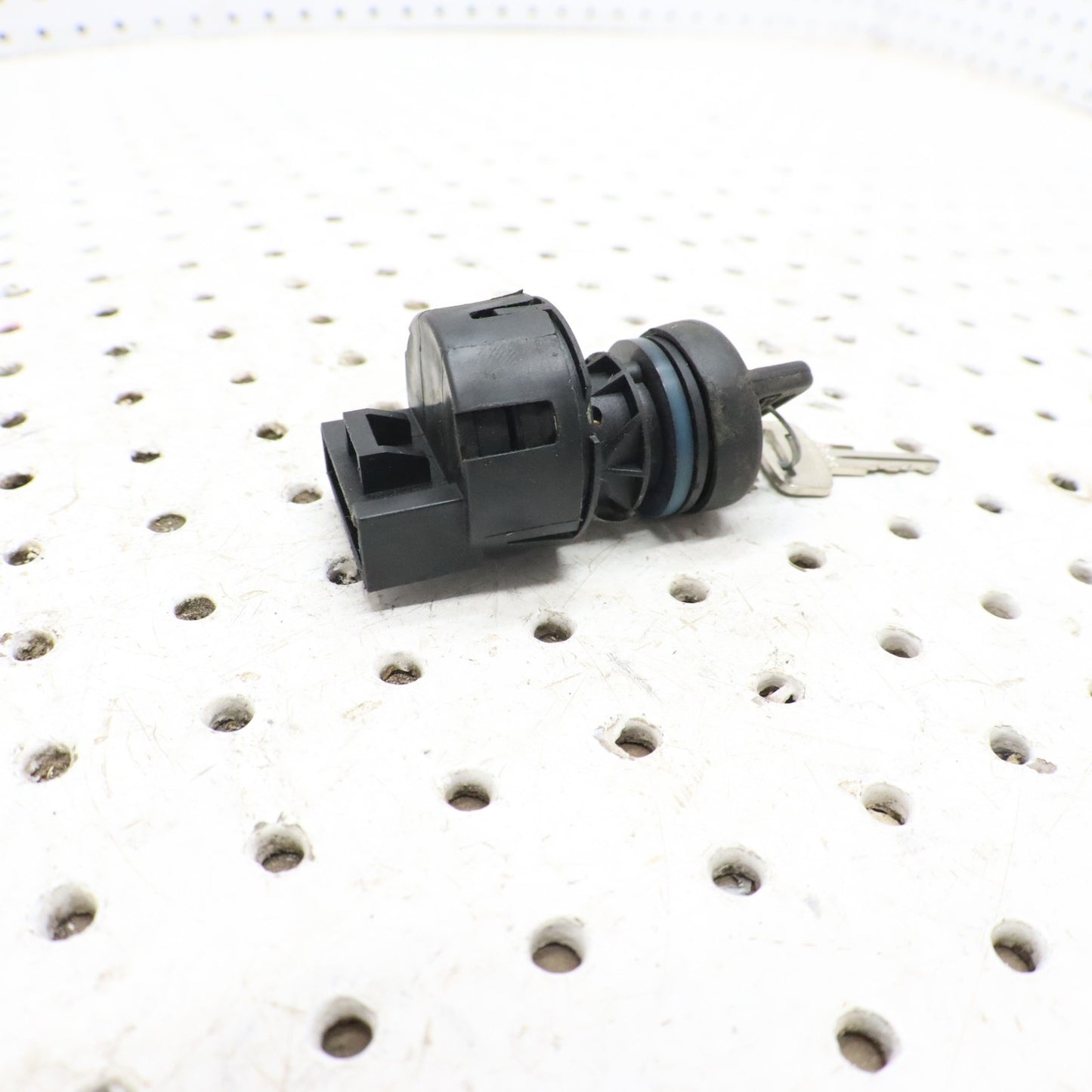 2016 Polaris Rush 800 Ignition Key Switch 4012165; 4081556