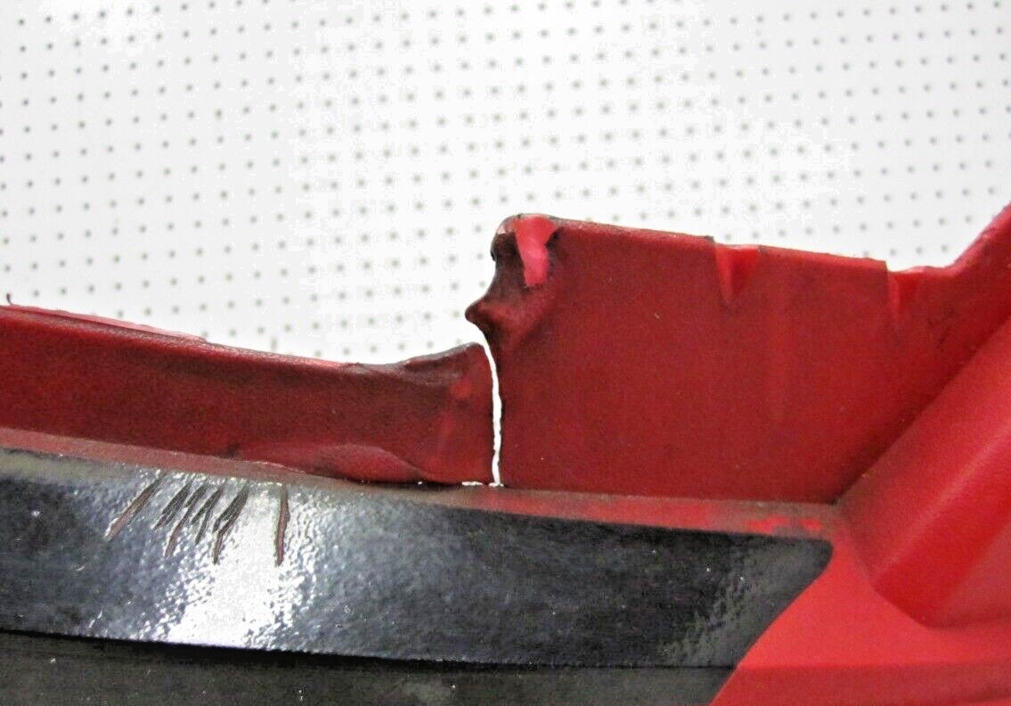 2004 ARCTIC CAT SABERCAT 600 EFI LX BELLY PAN RIGHT 2606-778