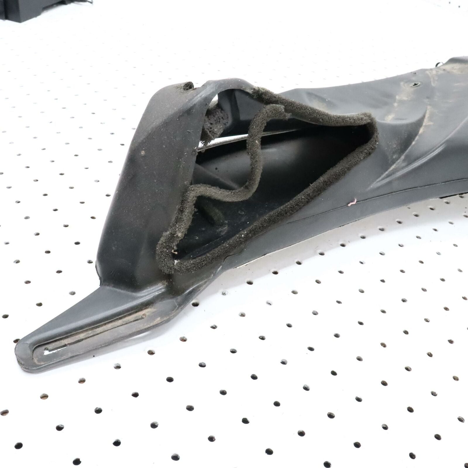 2006 ARCTIC CAT CROSSFIRE 700 AIR INTAKE RIGHT 3606-480