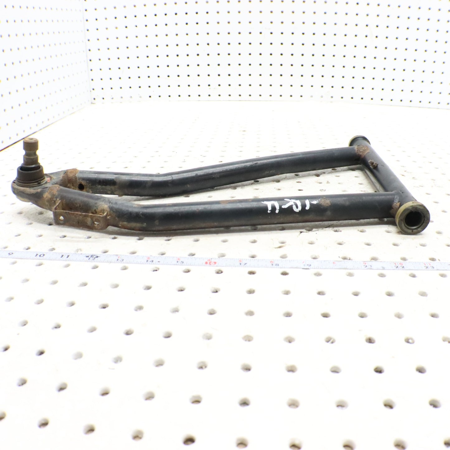 2009 Polaris Rzr 800 Lower Front Right Control A Arm 1015456-458; 1018206-458