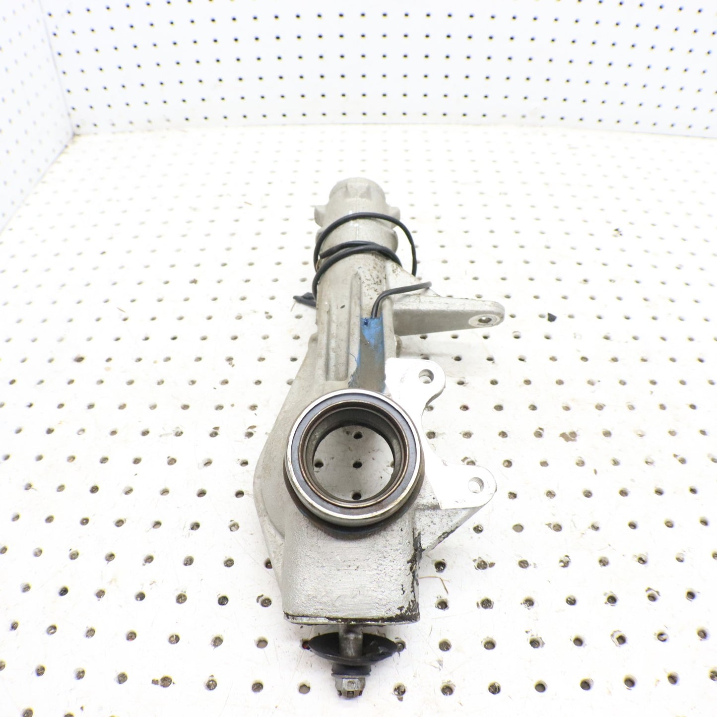 1995 Polaris Xplorer 400 Front Hub Strut LEFT 2200598 1843054