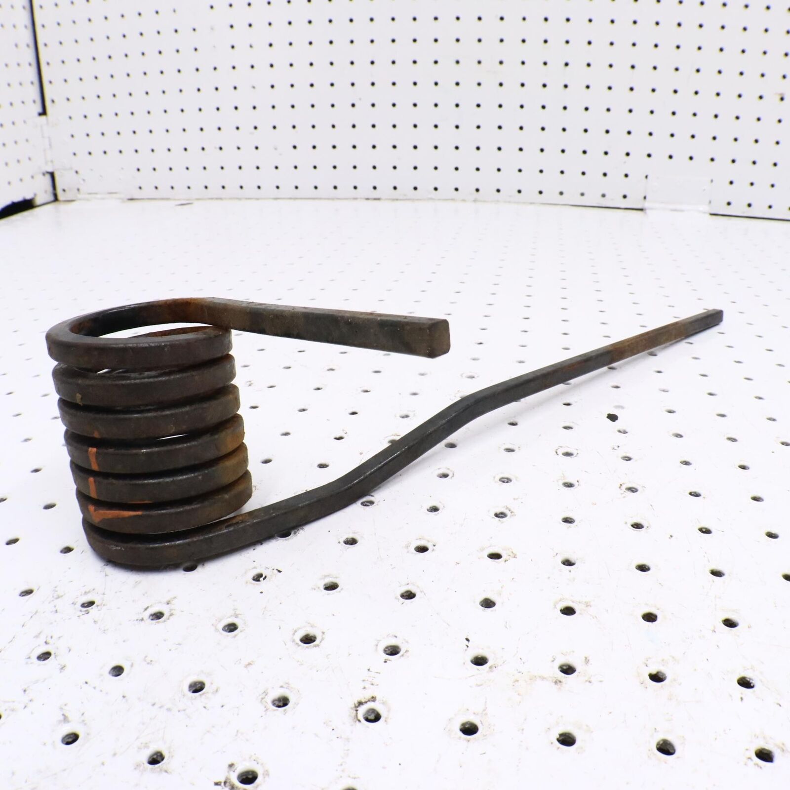 2006 POLARIS FUSION 700 REAR SUSPENSION TORSION SPRING LH 7043070-067