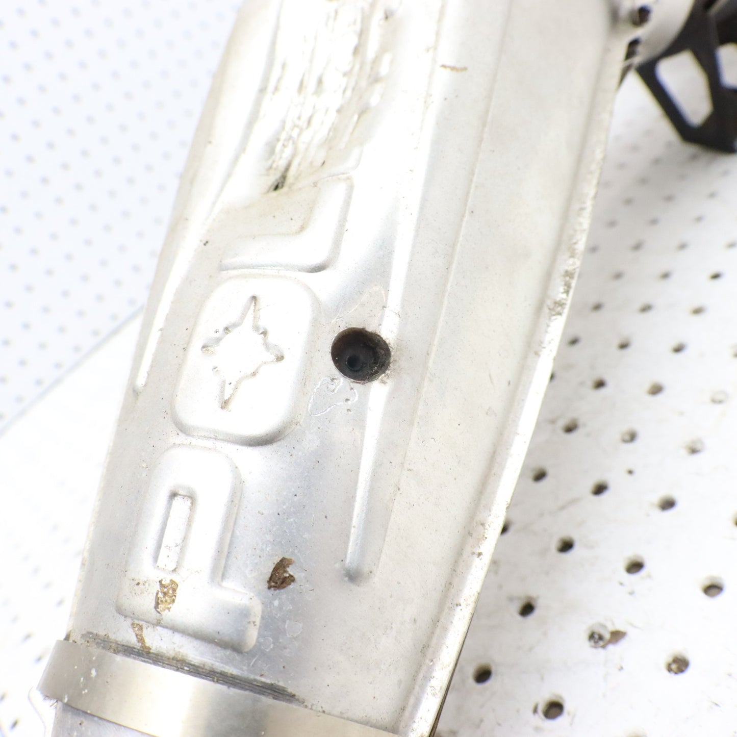 2007 Polaris Iq 600 Exhaust Pipe 1261613 DENTED