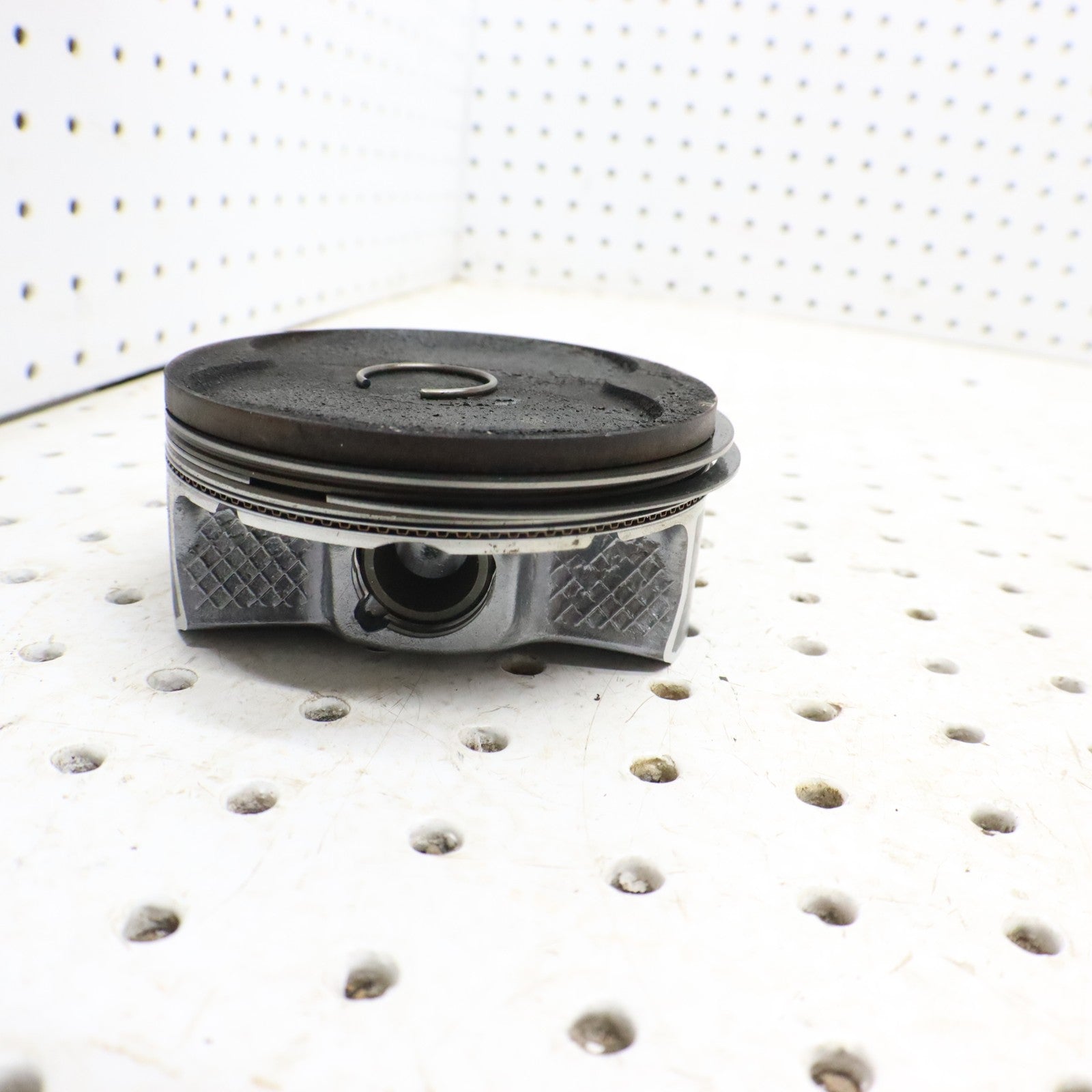 2016 Polaris Sportsman 570 Piston 2204960